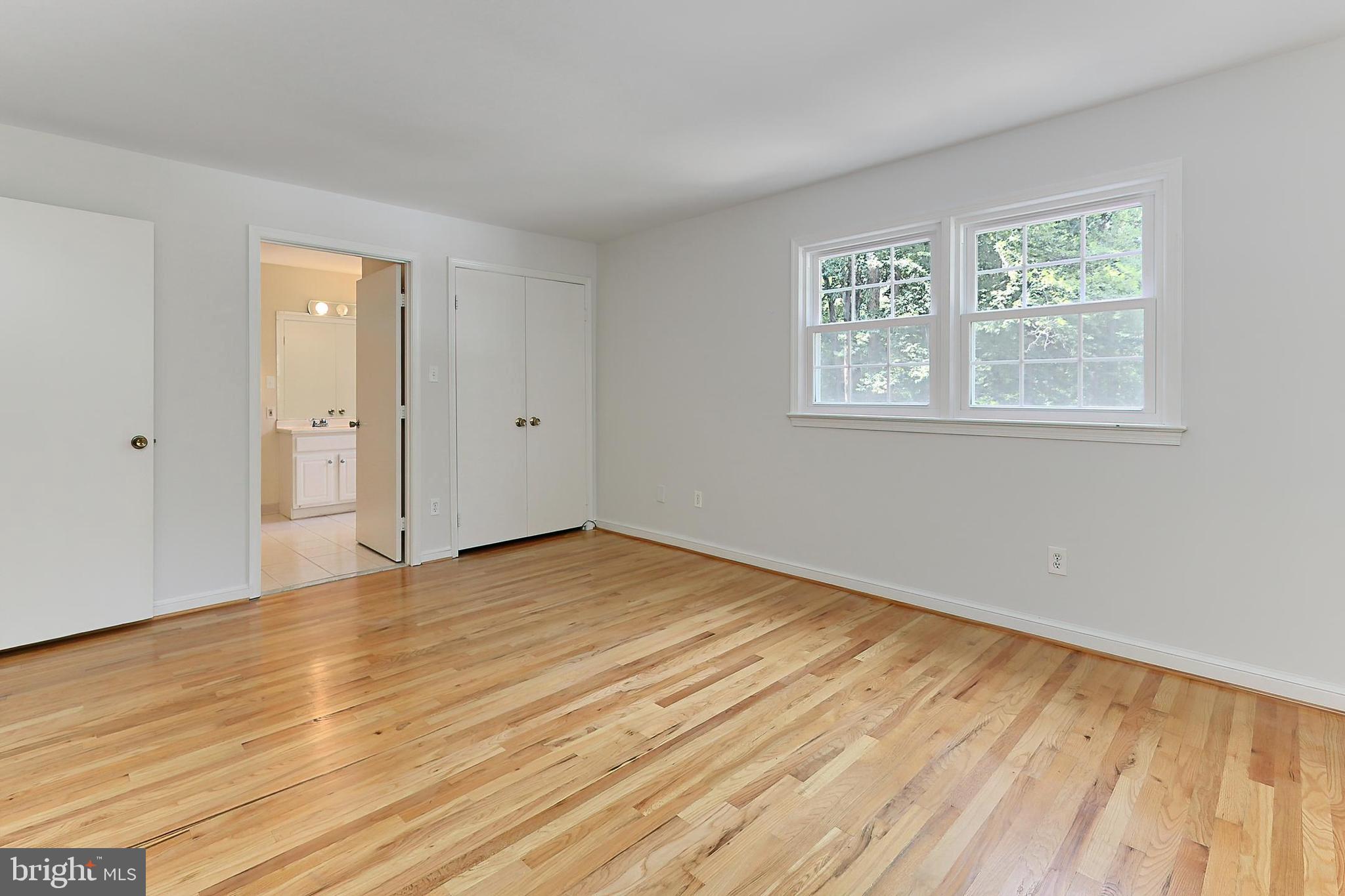 CLIFTON WOODS - Residential