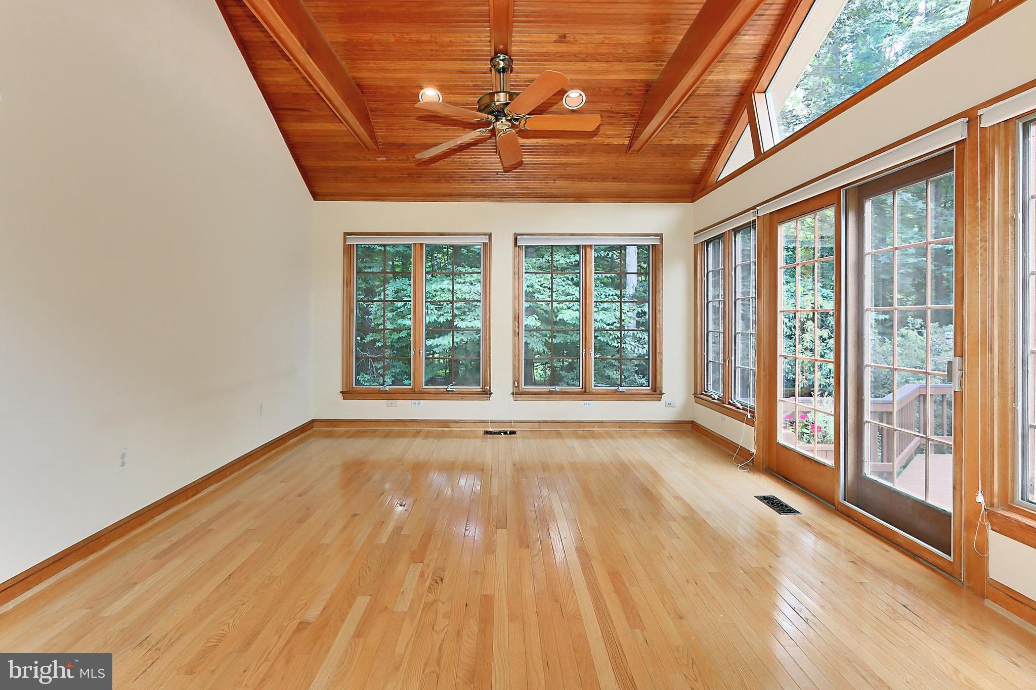 CLIFTON WOODS - Residential