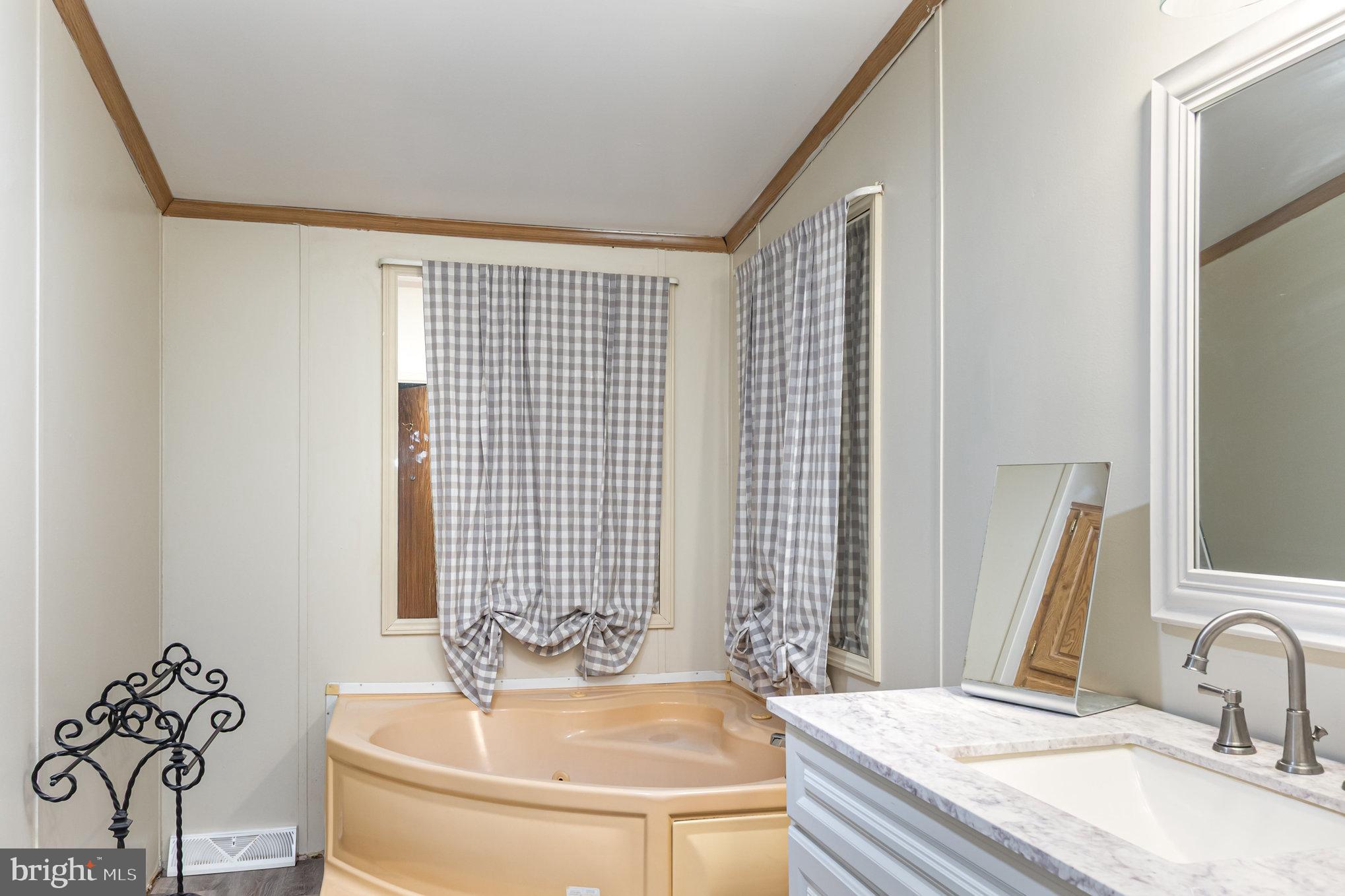 PEPPERMINT WOODS - Residential