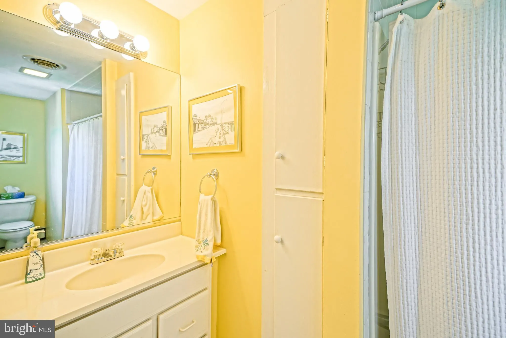 Lewes, Delaware 19958, United States, 5 Bedrooms Bedrooms, ,6 BathroomsBathrooms,Residential,Active,111261