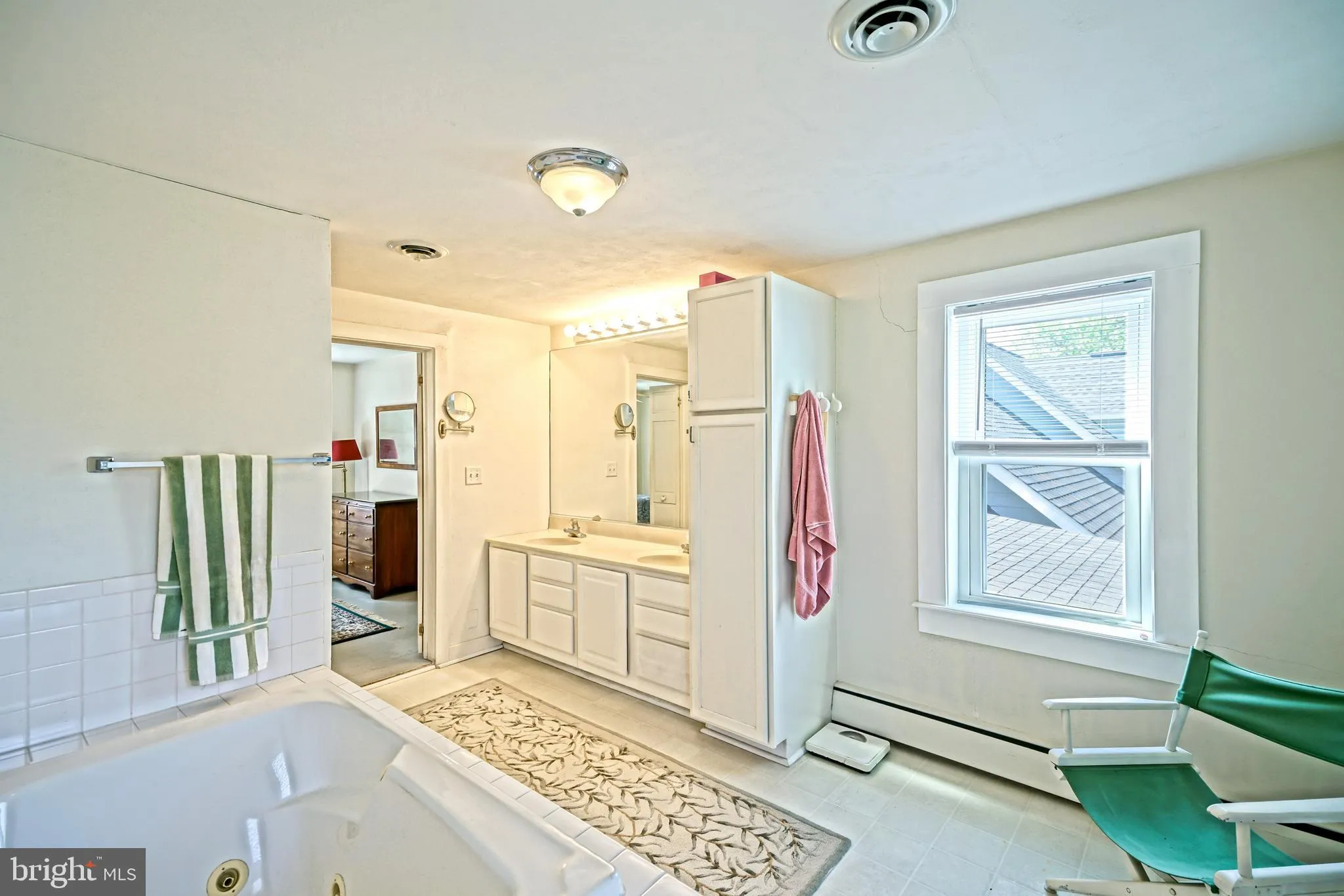 Lewes, Delaware 19958, United States, 5 Bedrooms Bedrooms, ,6 BathroomsBathrooms,Residential,Active,111261