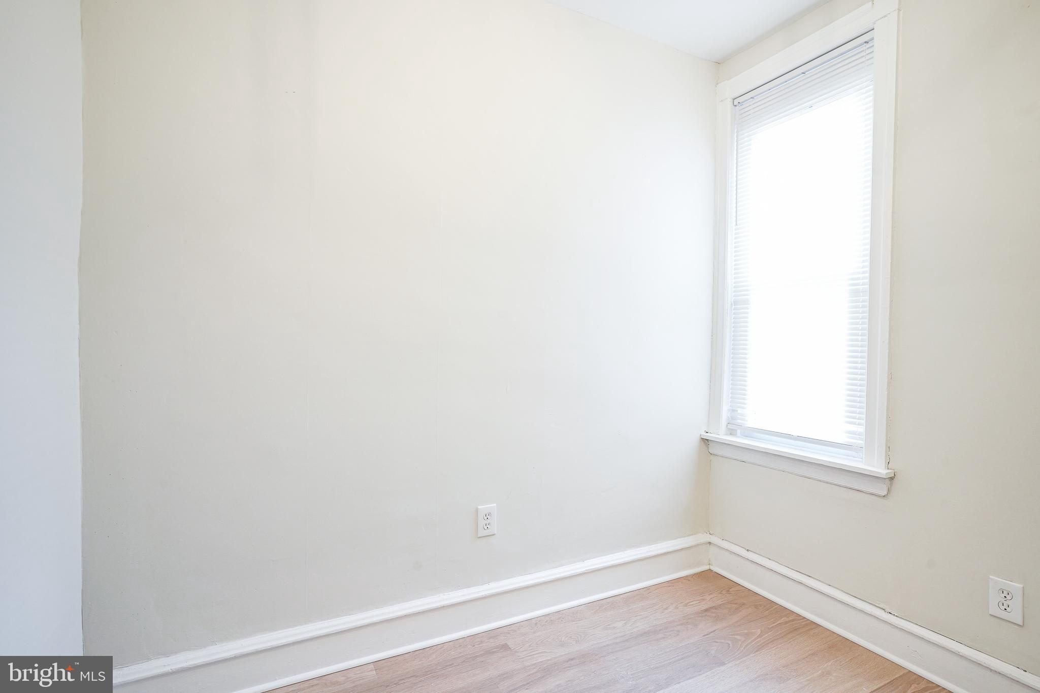 RICHMOND - Residential Lease