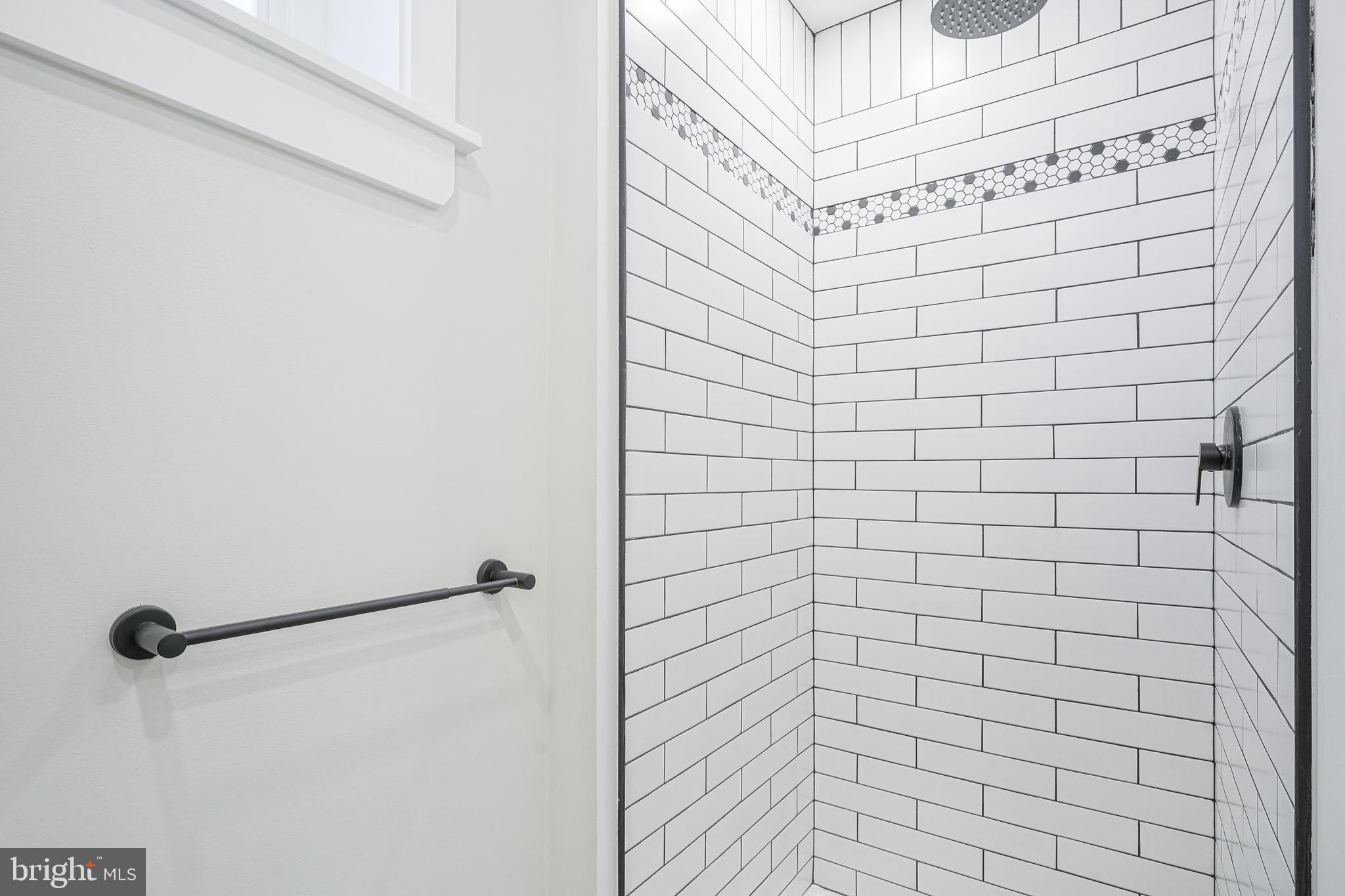 RICHMOND - Residential Lease