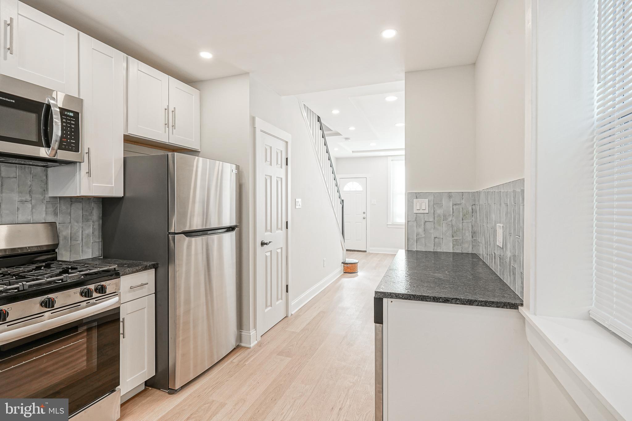 RICHMOND - Residential Lease