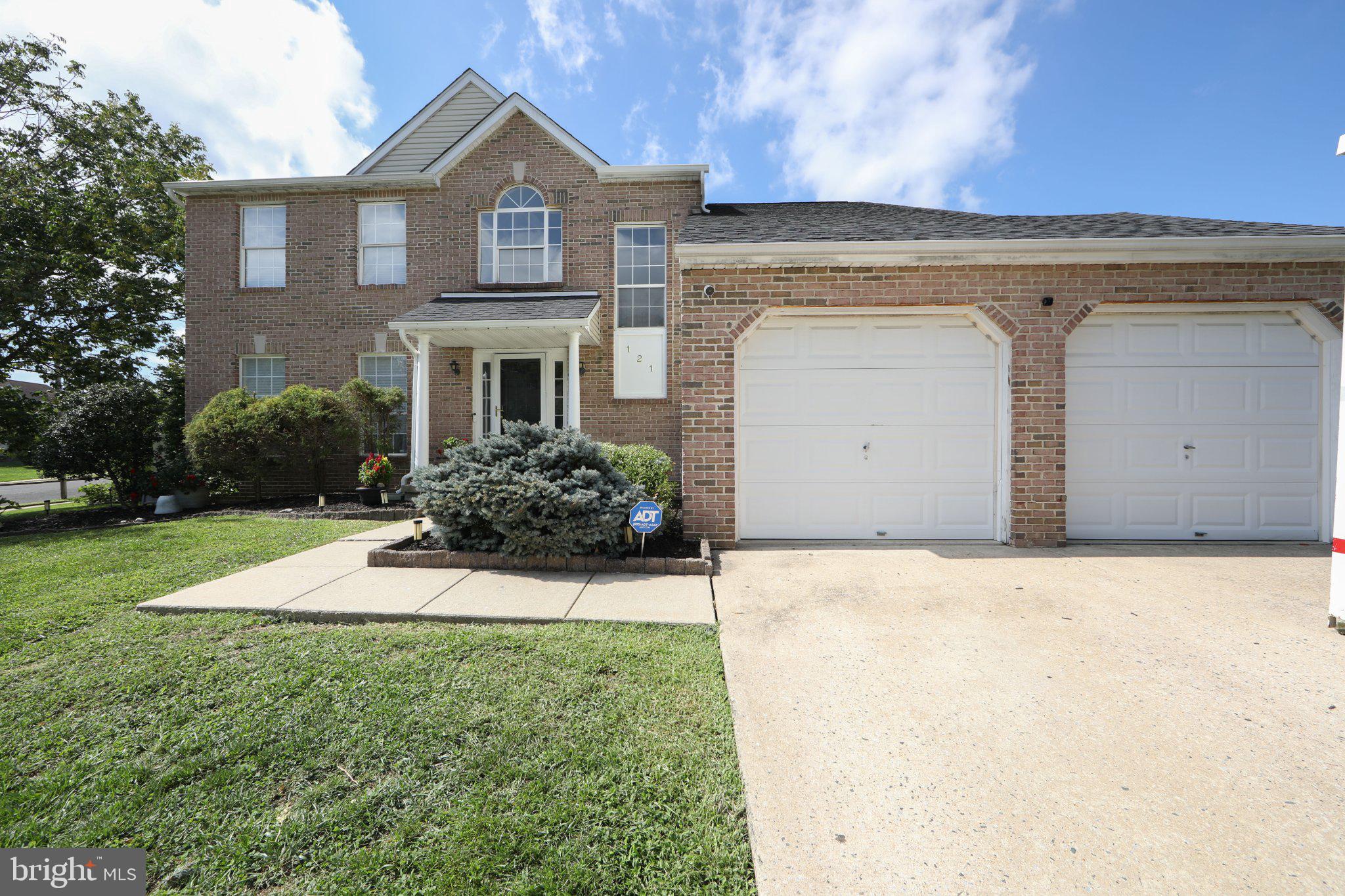 121 TREELINE DRIVE