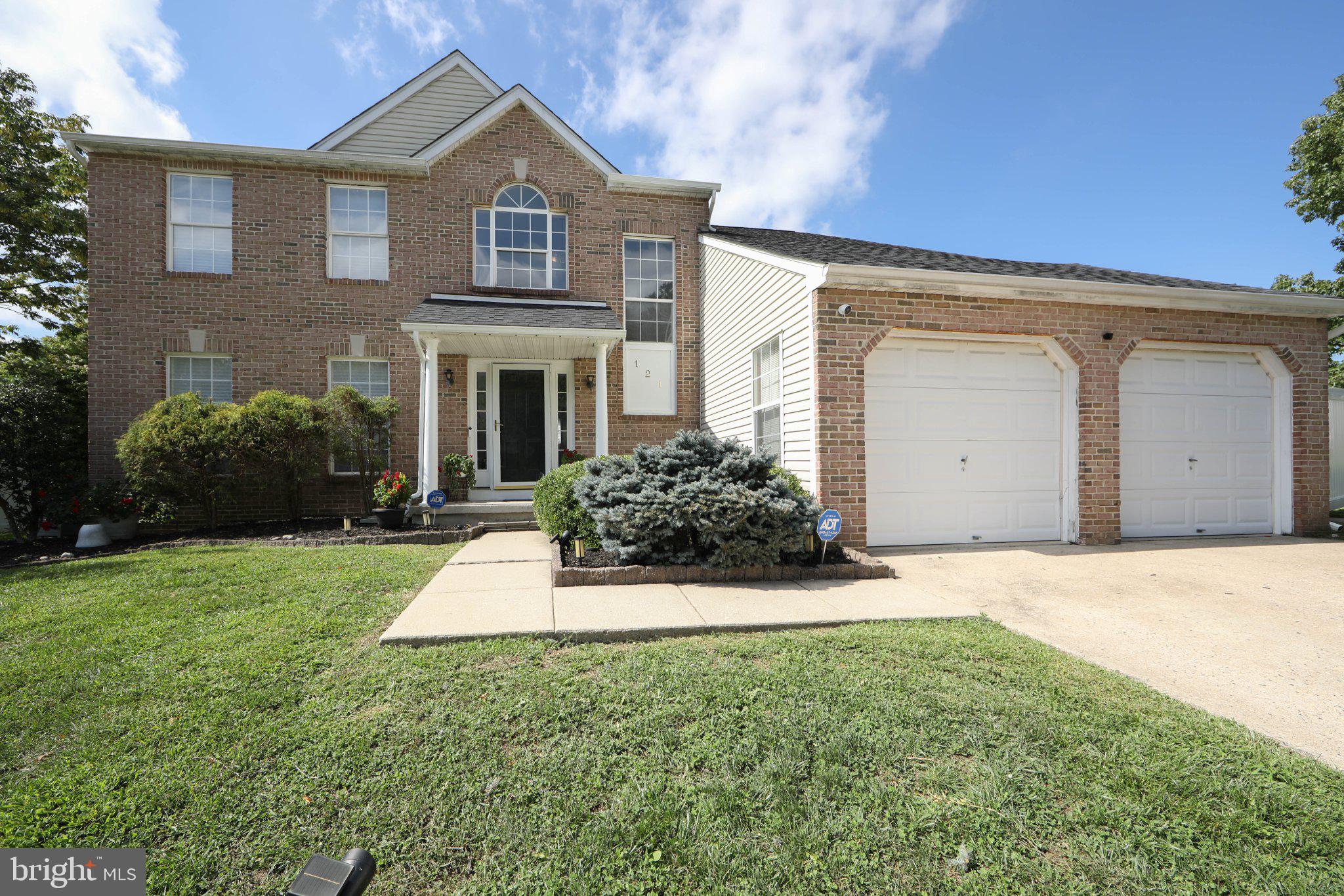 121 TREELINE DRIVE