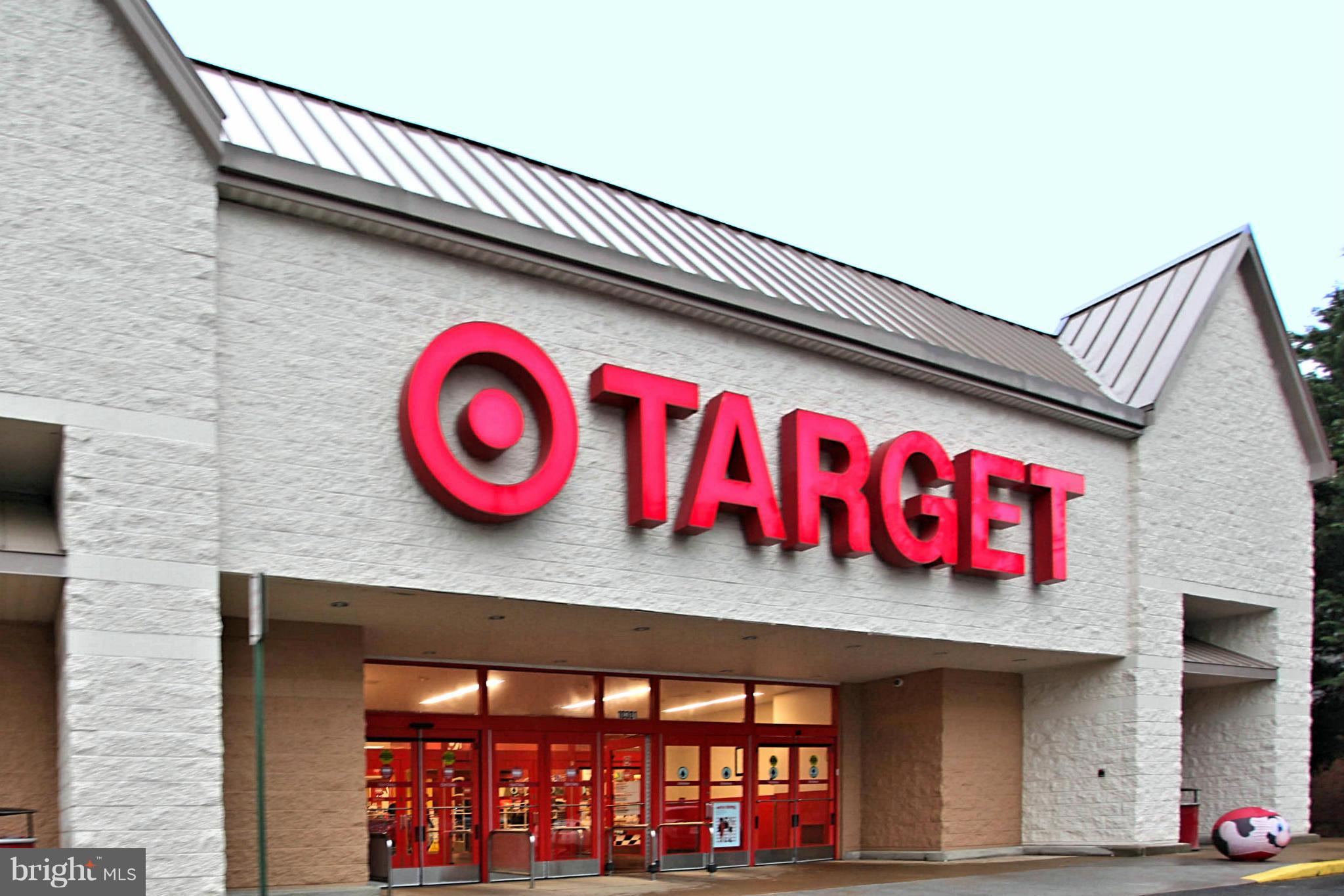 WHITFIELD GREEN - Residential