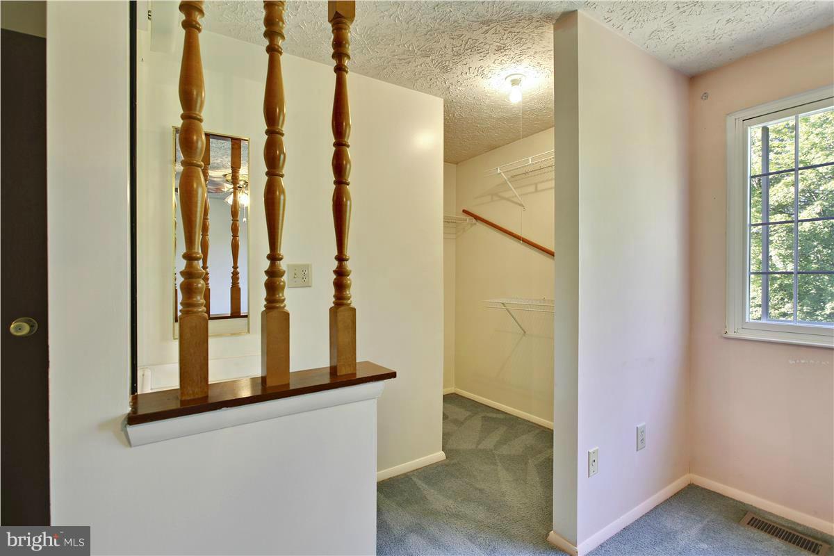 WHITFIELD GREEN - Residential