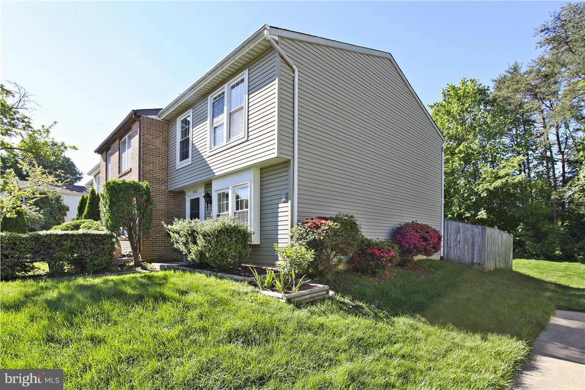 WHITFIELD GREEN - Residential