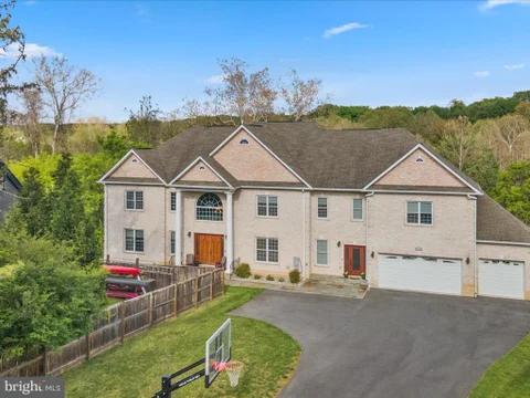 12107 Glen Mill Road, Potomac, MD 20854 - #: MDMC2250778