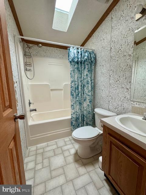 FOREST GREEN COURT - Residential