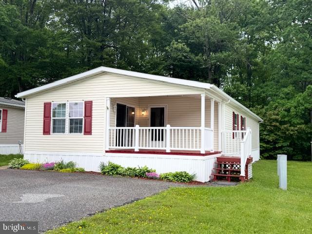 FOREST GREEN COURT - Residential