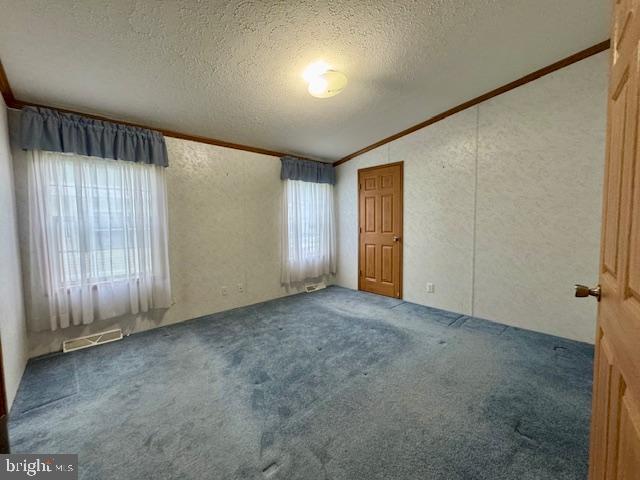 FOREST GREEN COURT - Residential