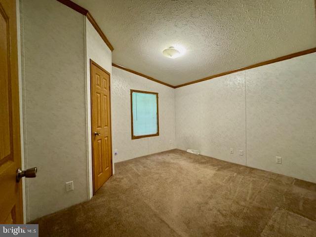 FOREST GREEN COURT - Residential