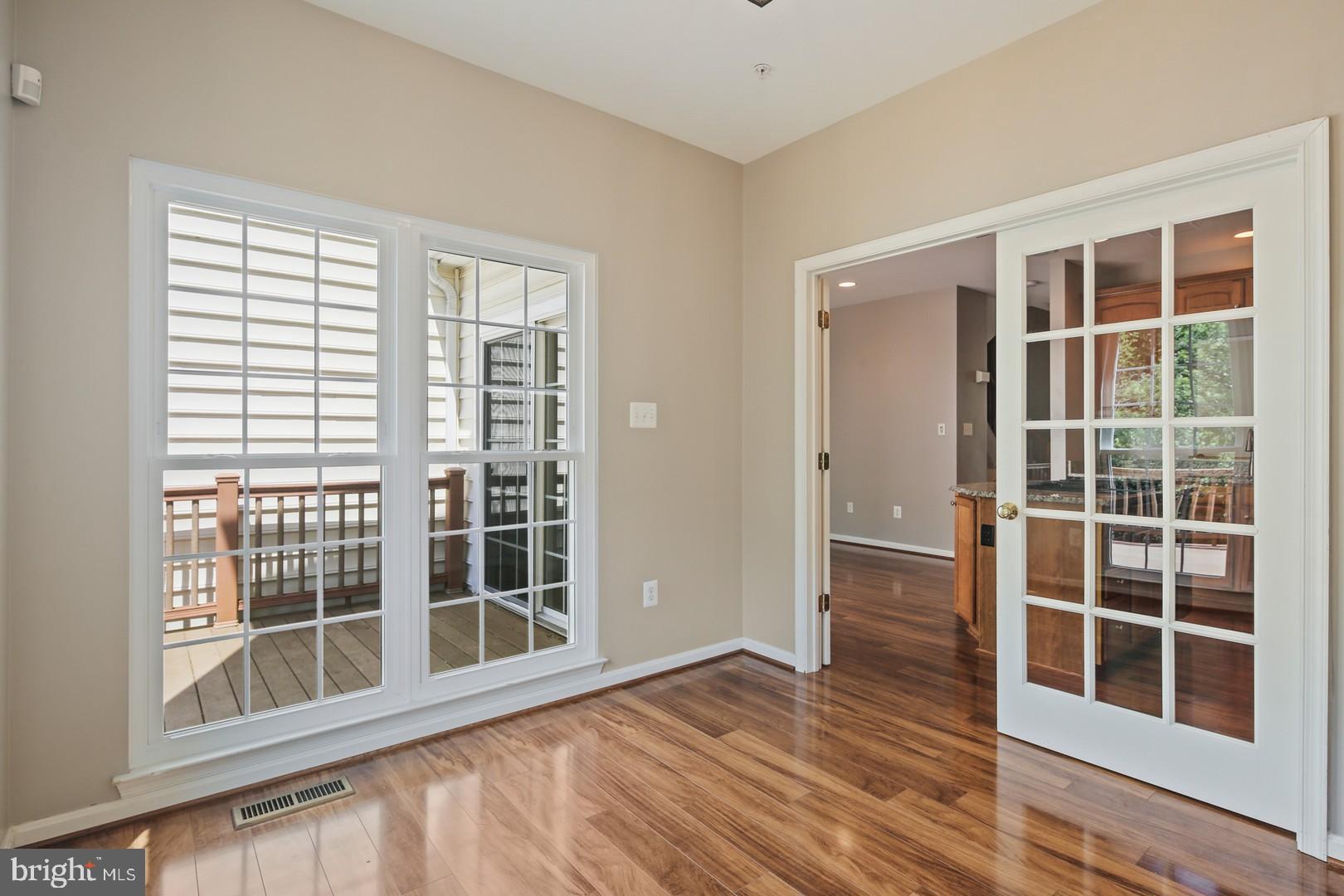 CHAPEL GROVE - Residential