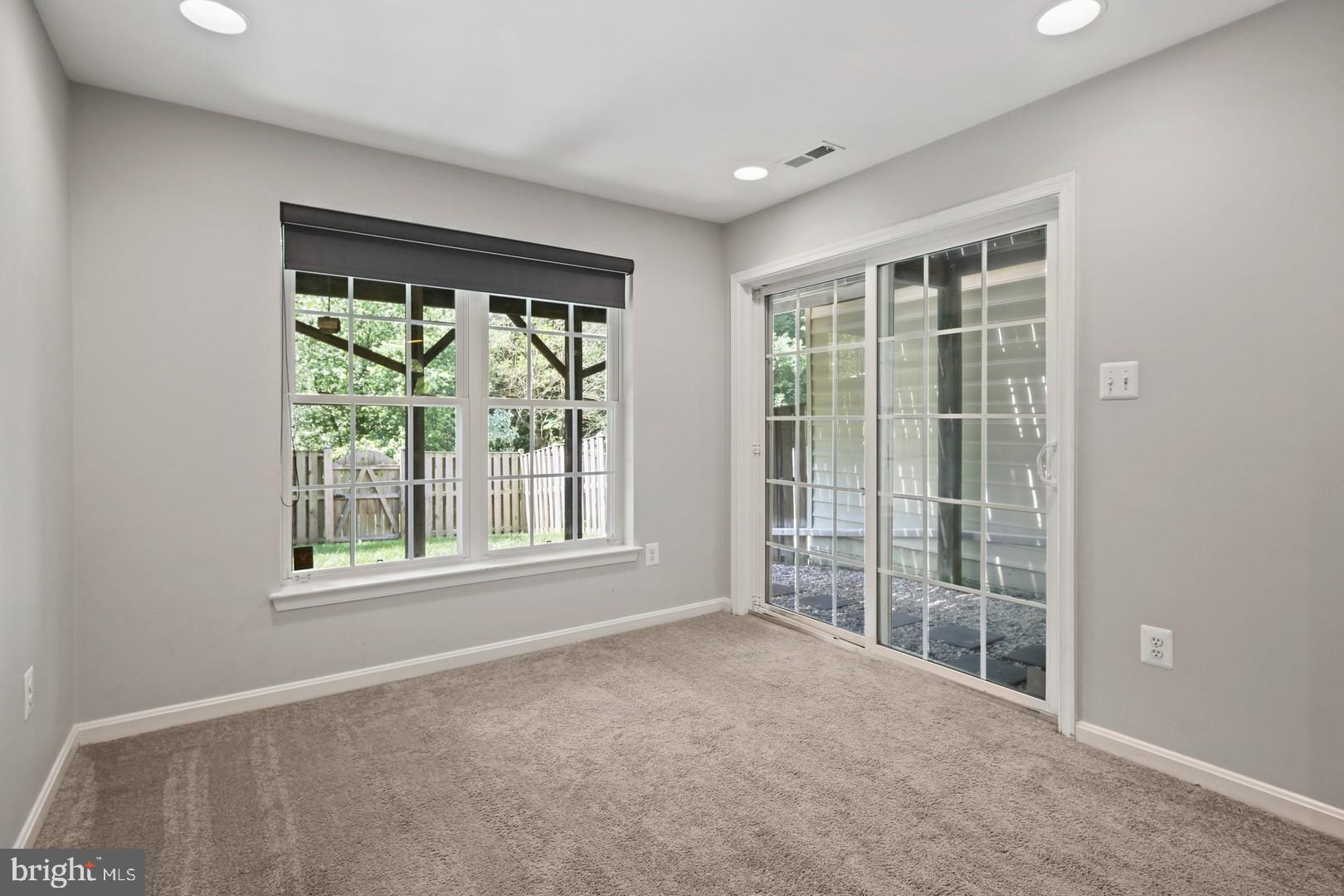 CHAPEL GROVE - Residential