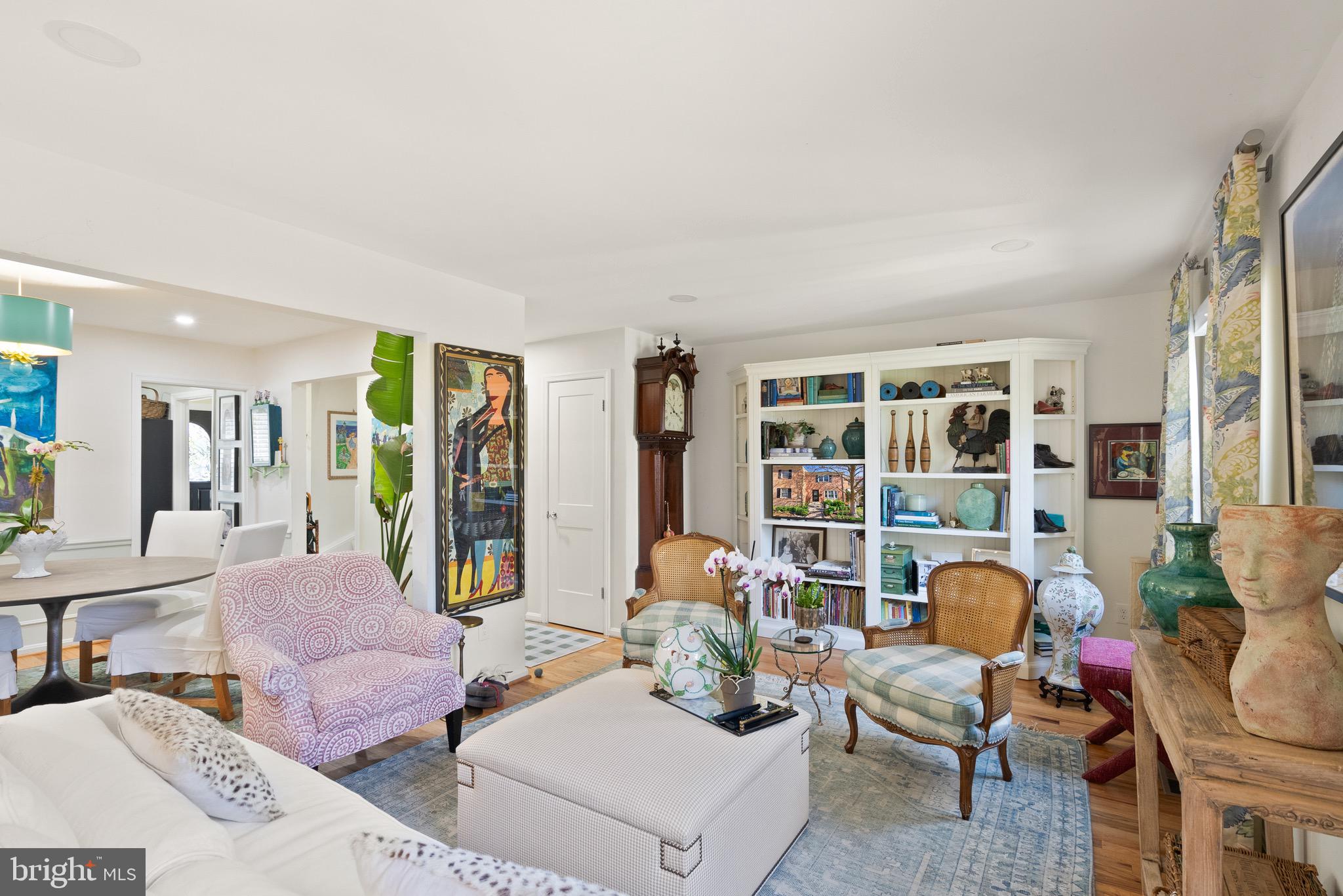 PINECREST HEIGHTS - Residential