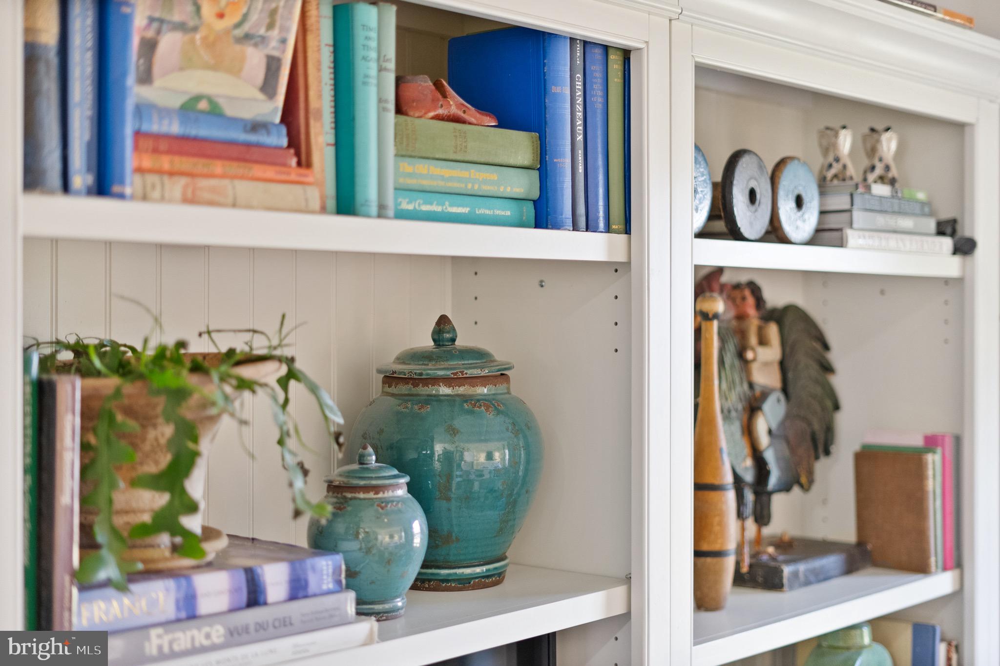 PINECREST HEIGHTS - Residential