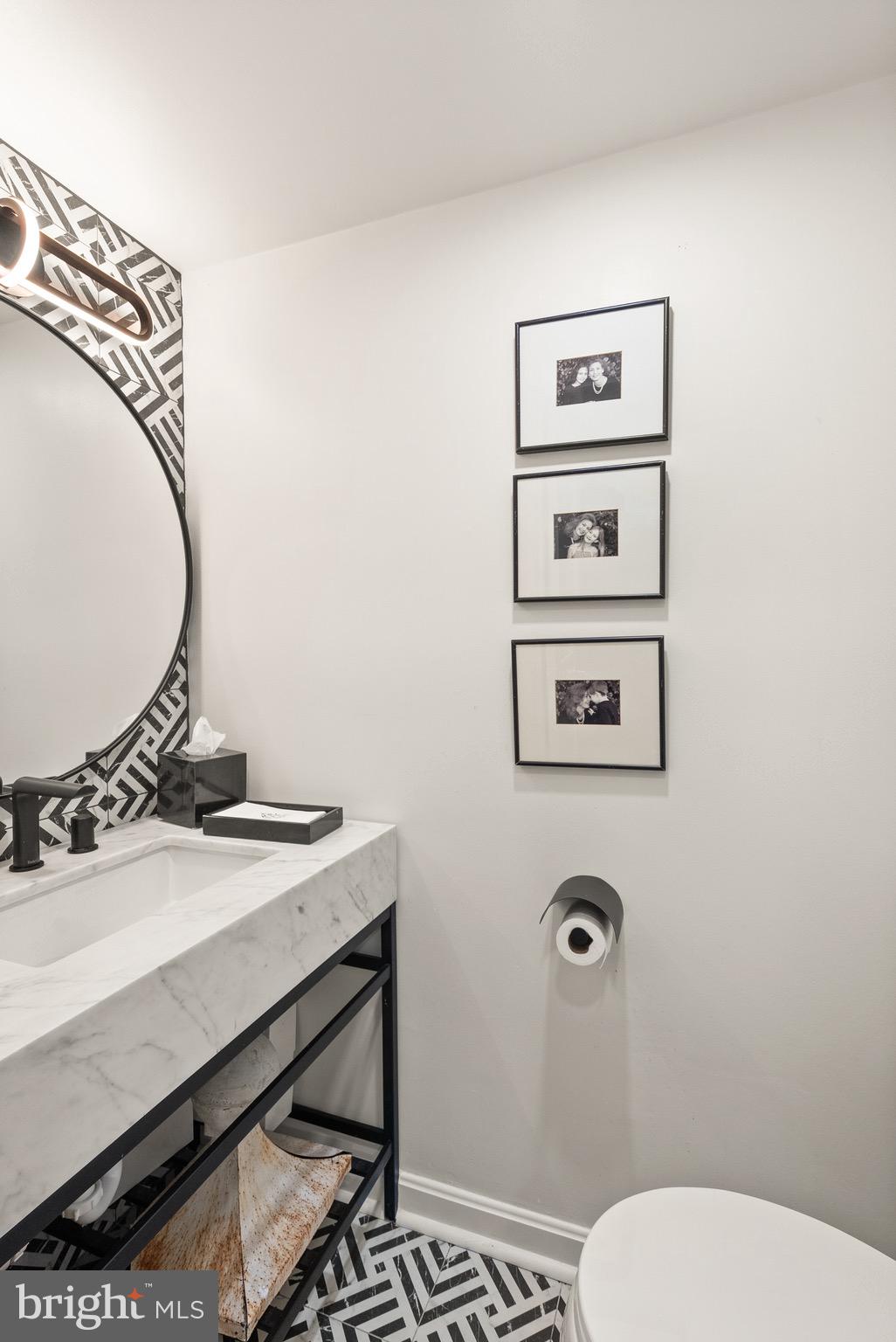 PINECREST HEIGHTS - Residential