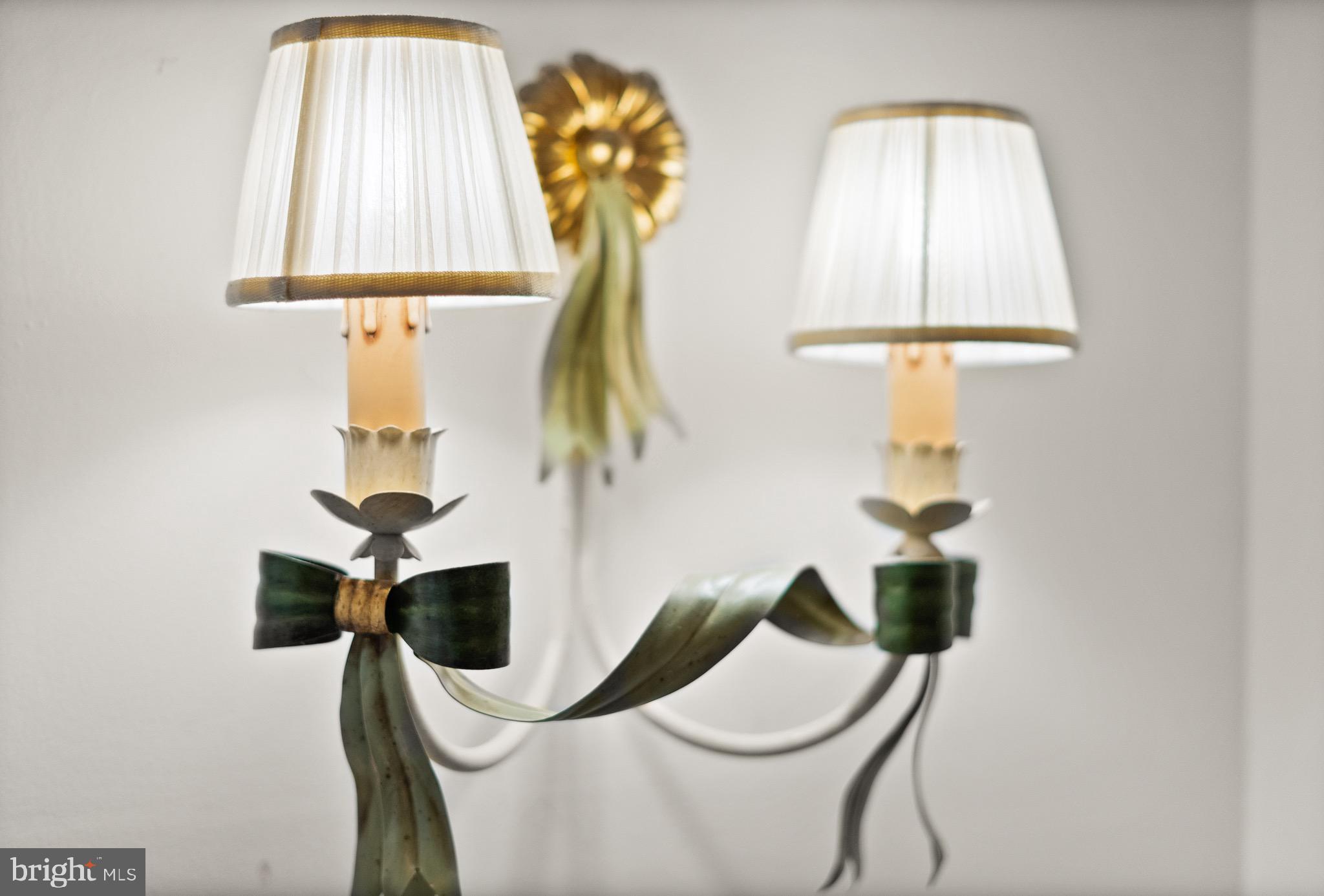 PINECREST HEIGHTS - Residential