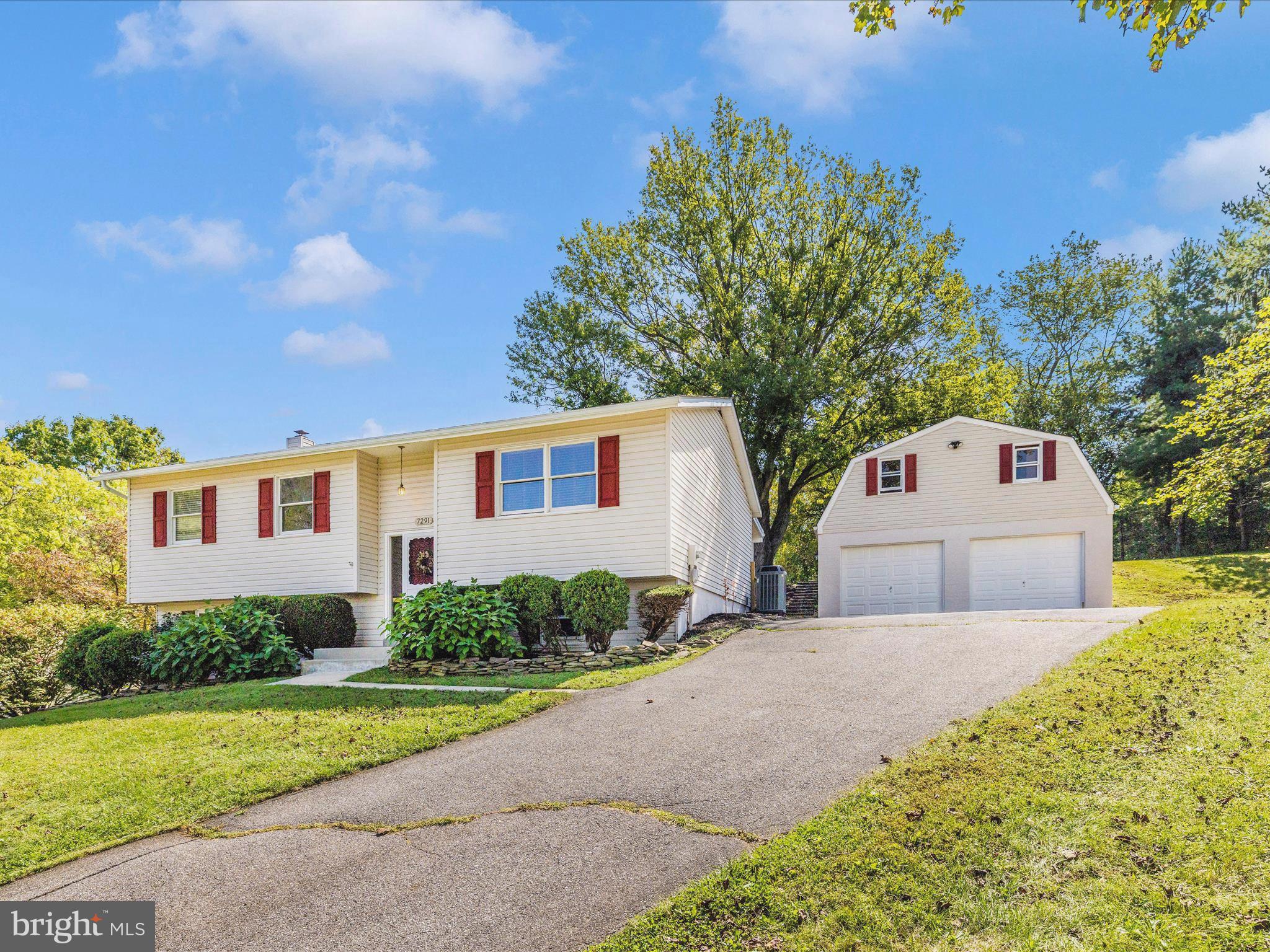 FOUNTAINDALE SOUTH - Residential