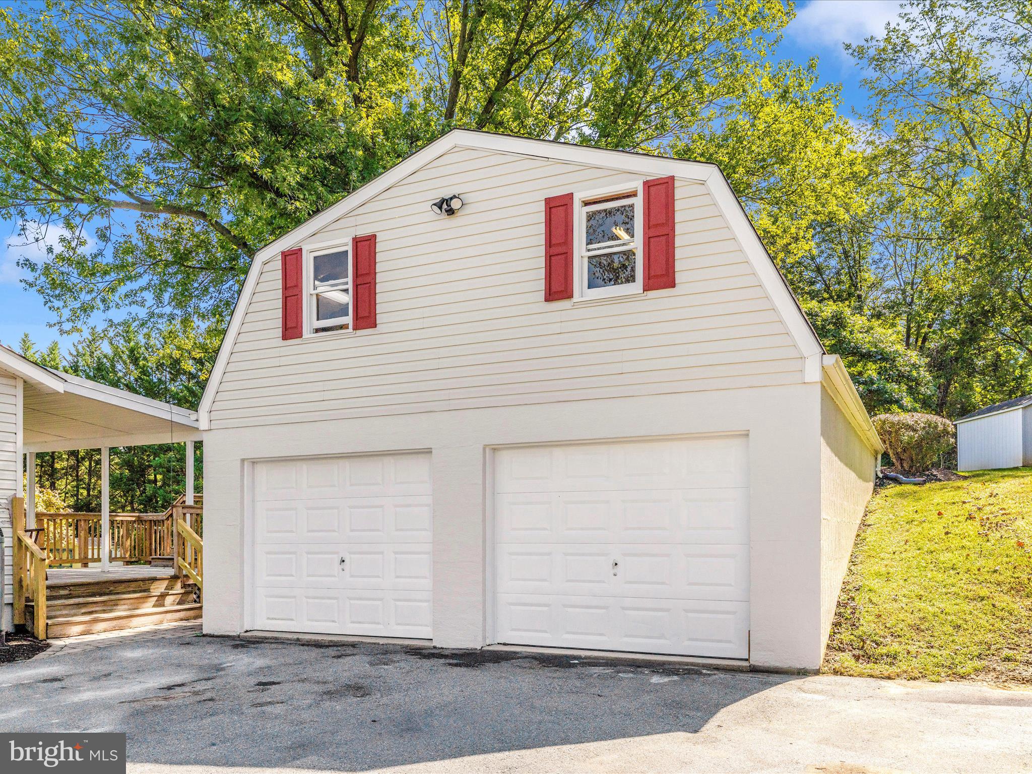 FOUNTAINDALE SOUTH - Residential