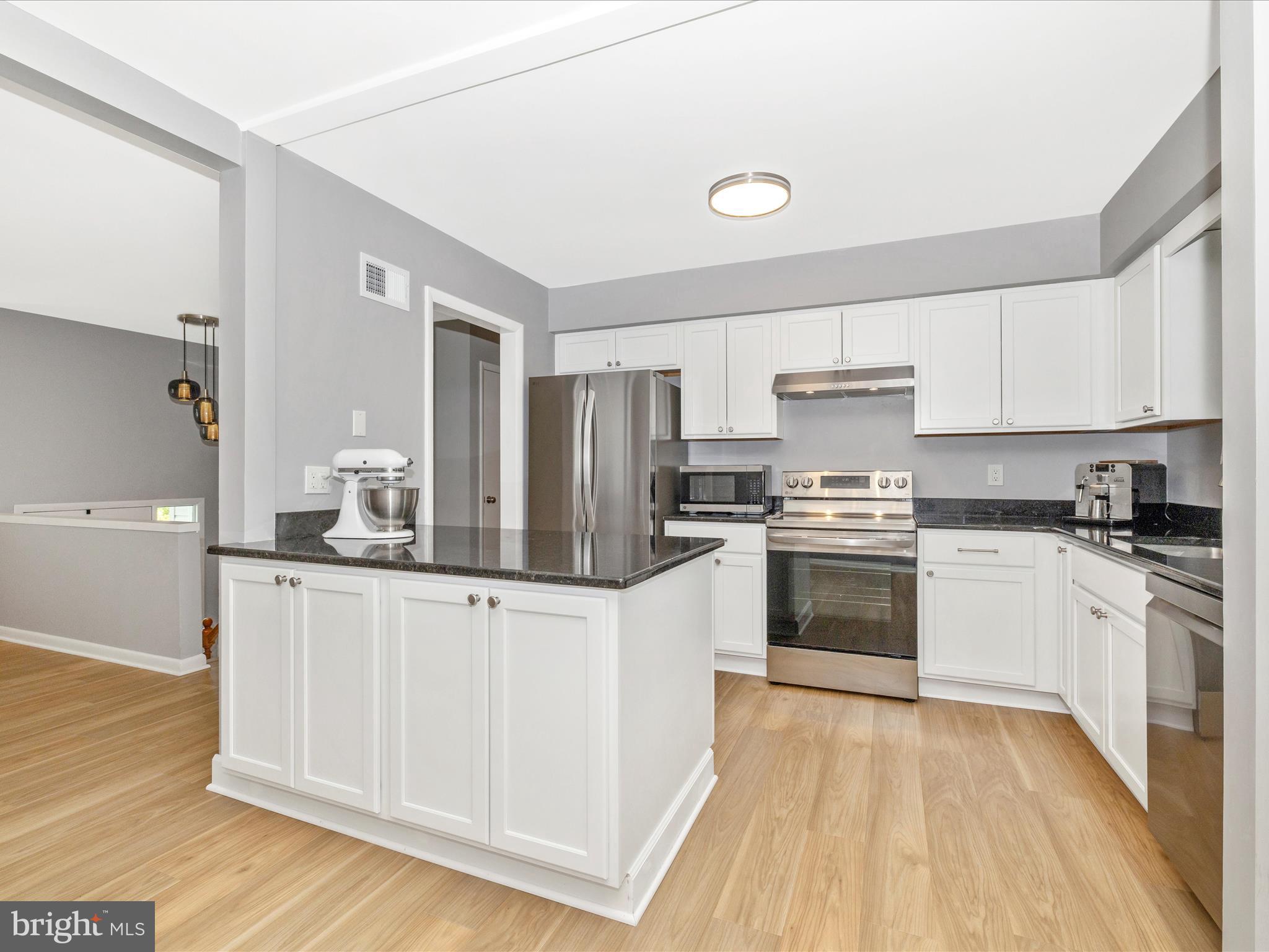FOUNTAINDALE SOUTH - Residential