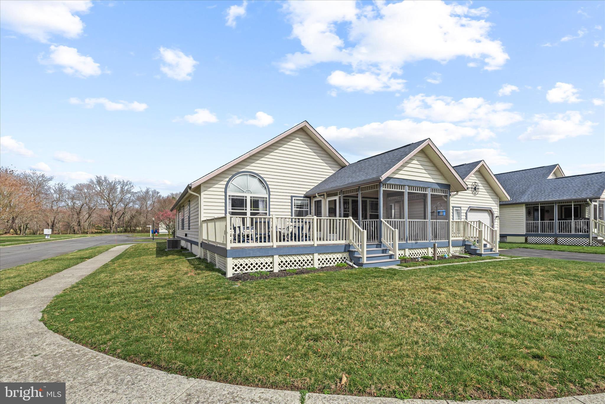 FOREST REACH - Residential