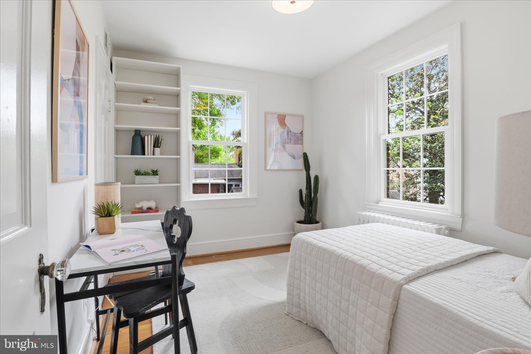 LEE HEIGHTS - Residential