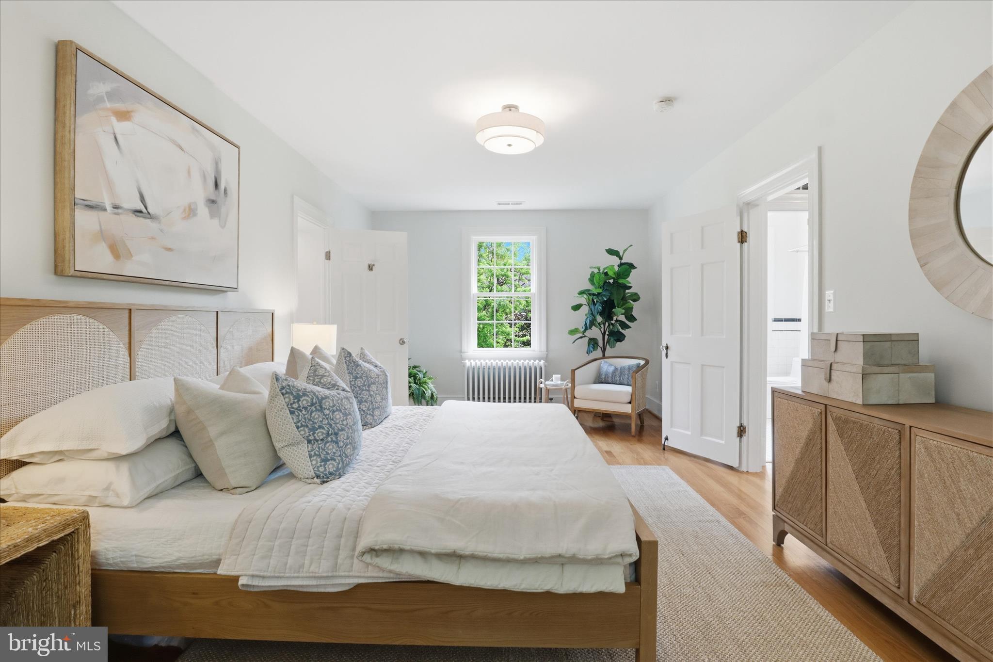 LEE HEIGHTS - Residential