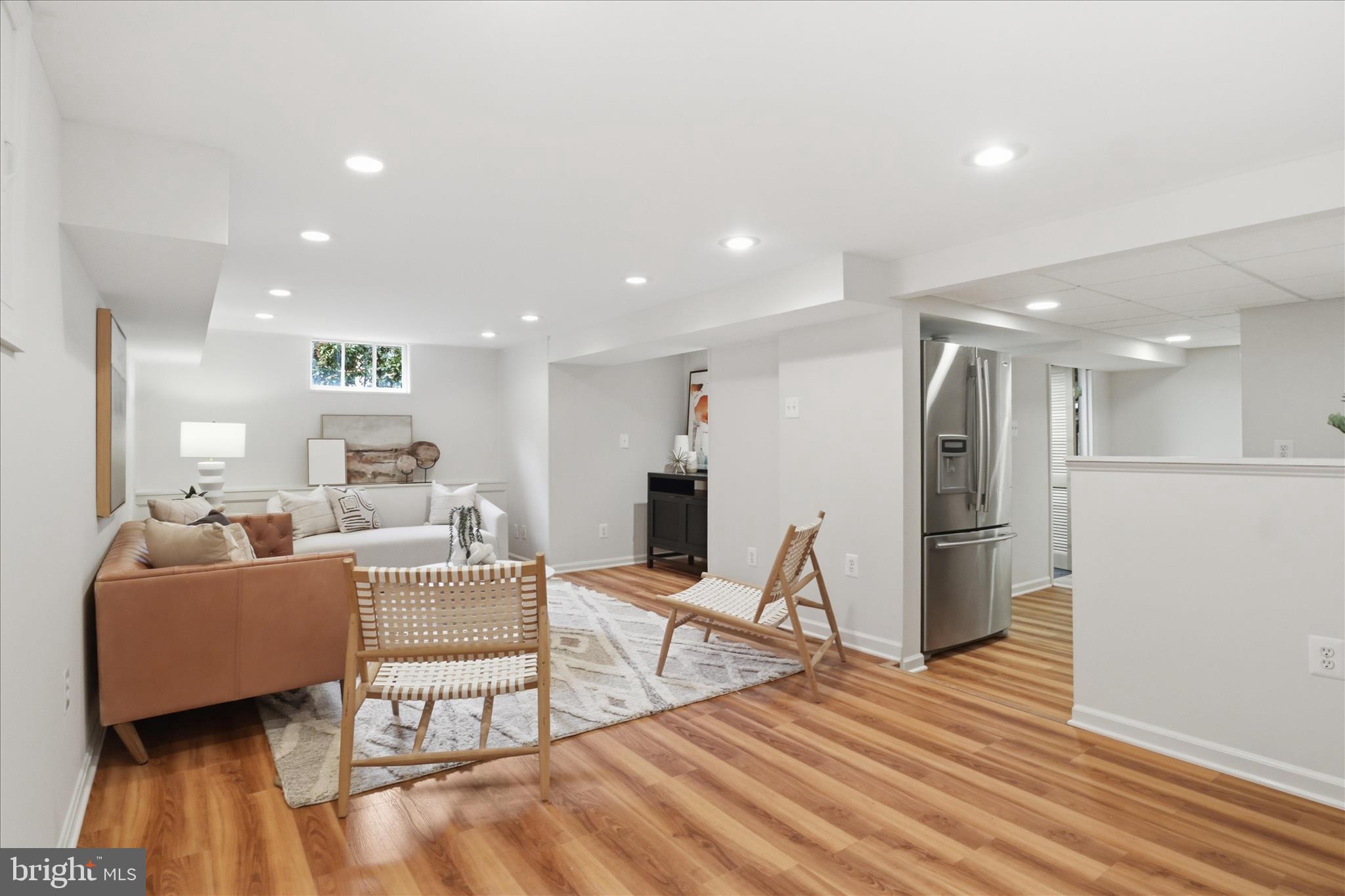LEE HEIGHTS - Residential