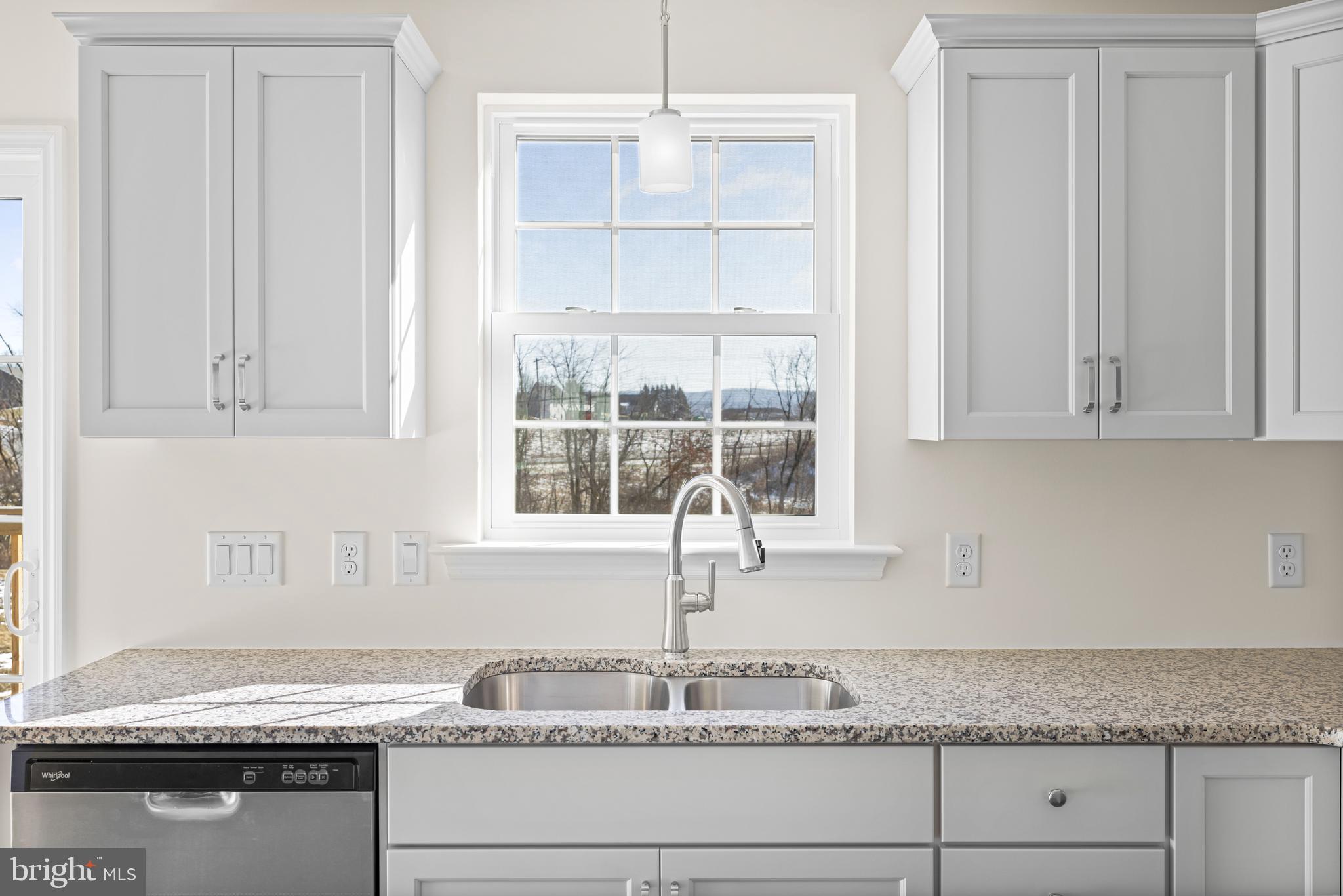 MONROE MANOR II - Residential