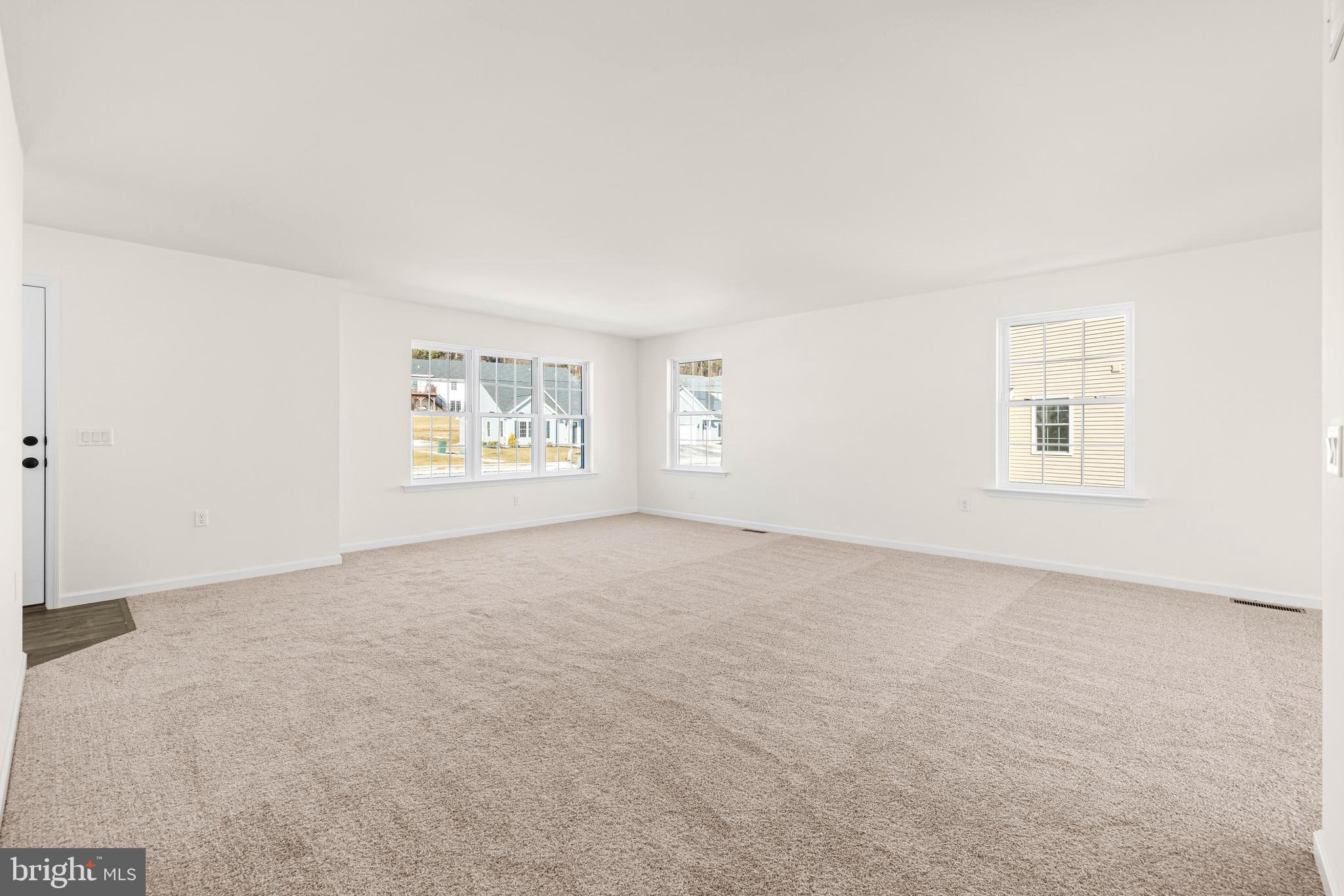 MONROE MANOR II - Residential