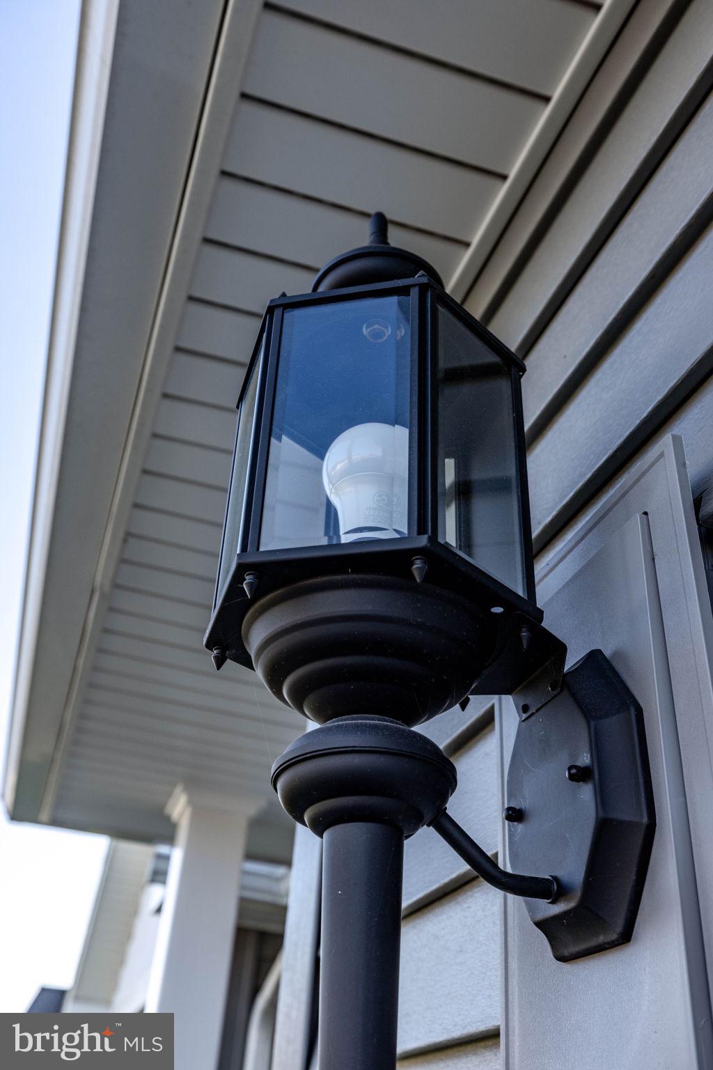 MONROE MANOR II - Residential