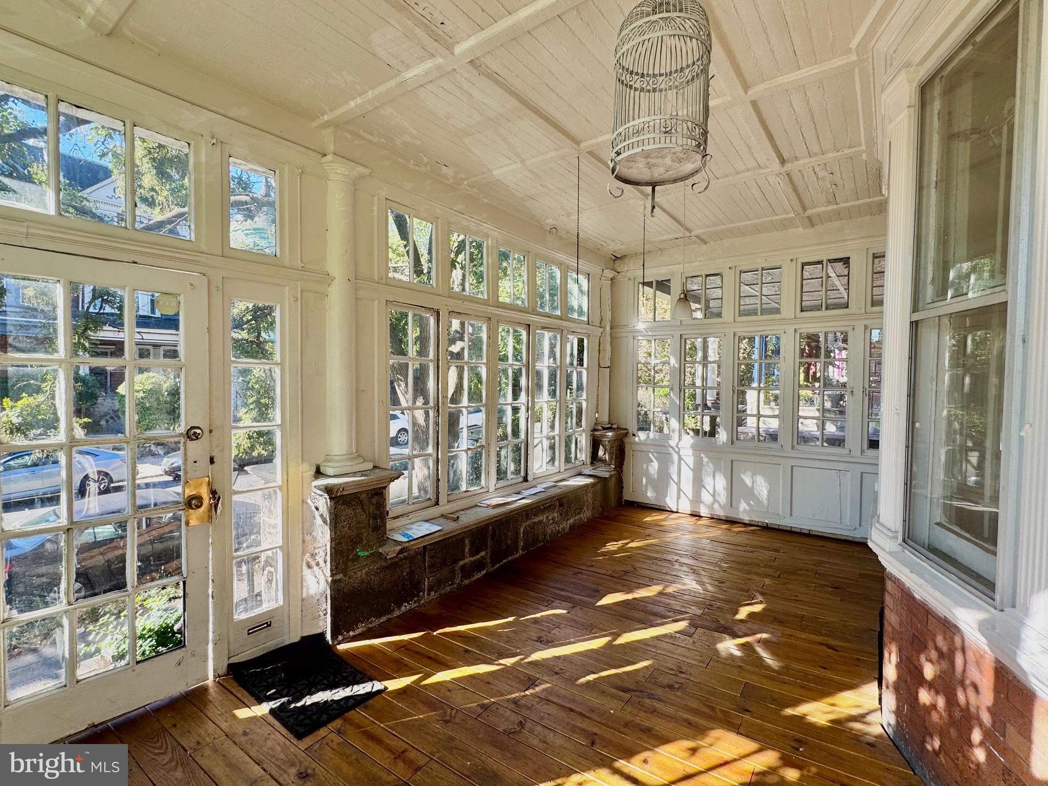 SPRUCE HILL - Residential