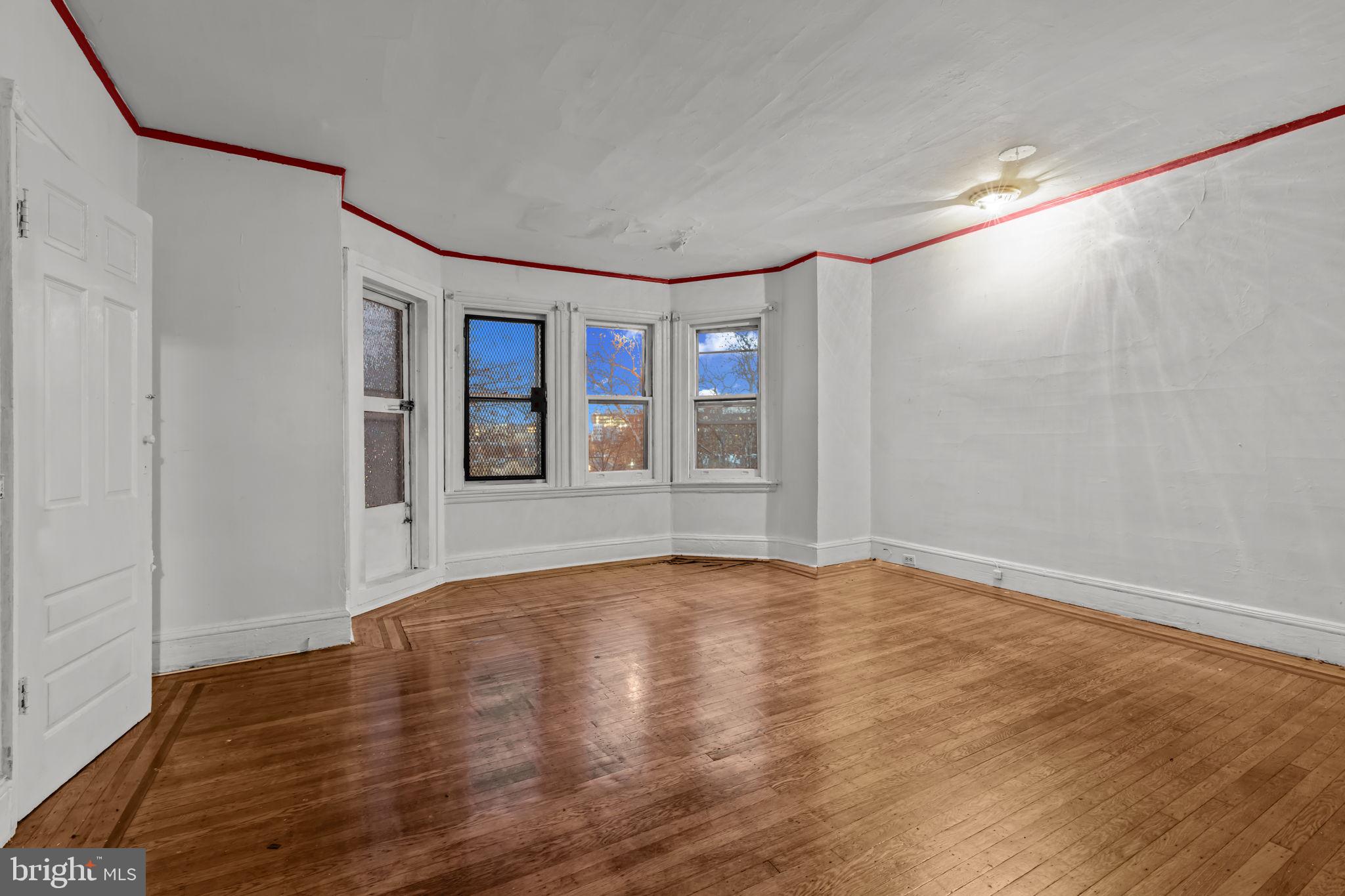 SPRUCE HILL - Residential