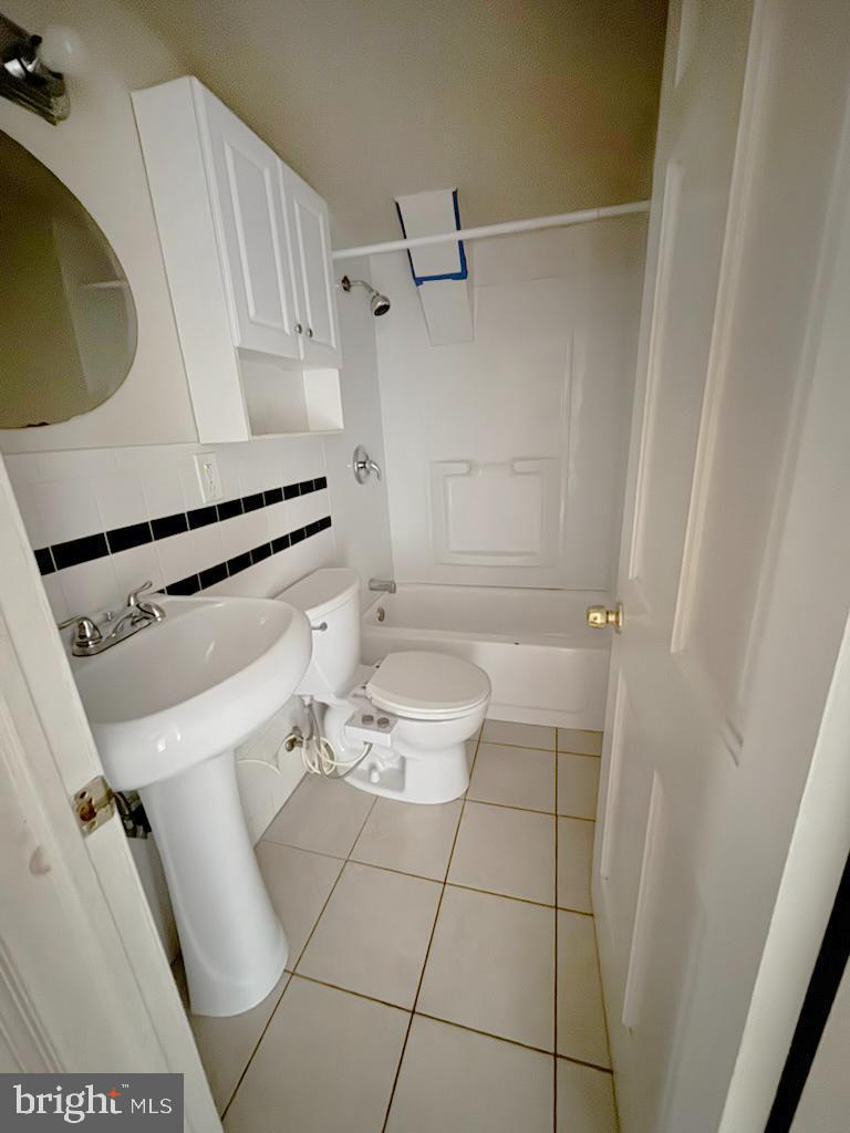 SPRUCE HILL - Residential