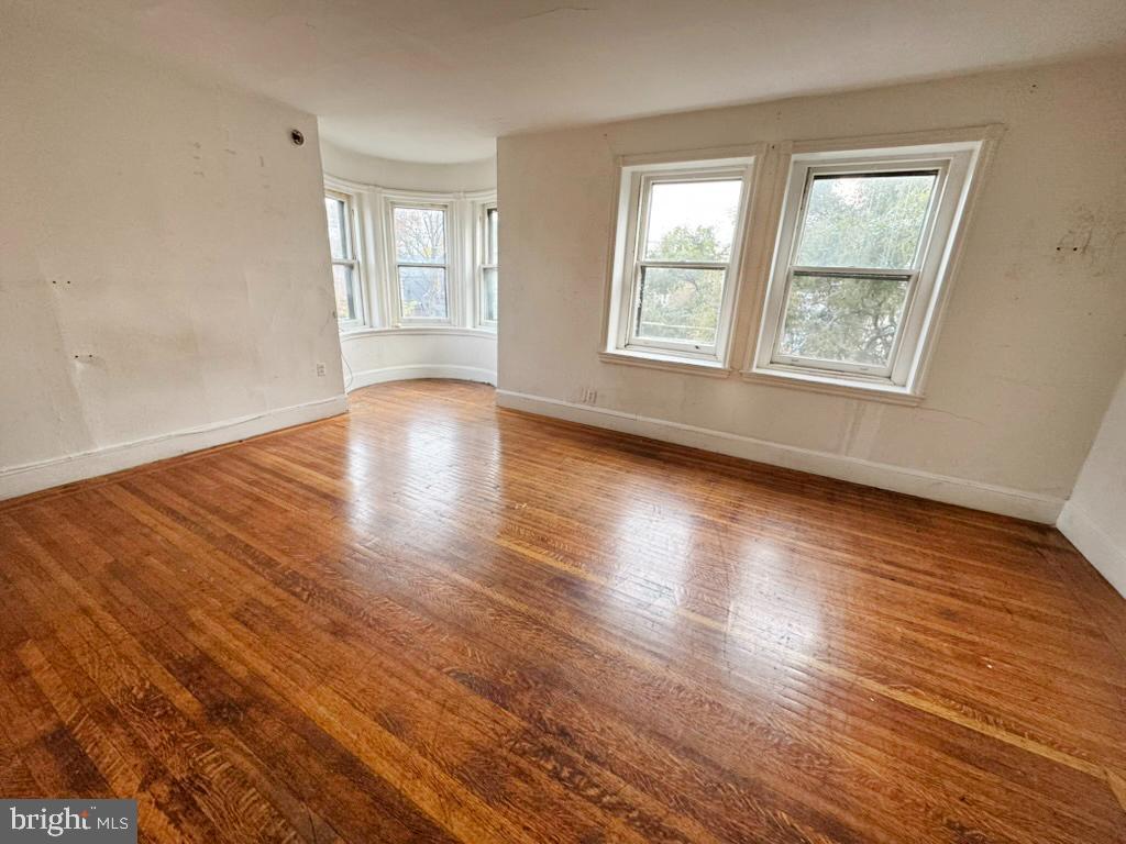 SPRUCE HILL - Residential