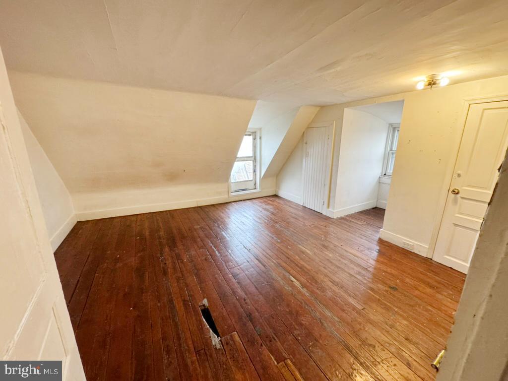 SPRUCE HILL - Residential