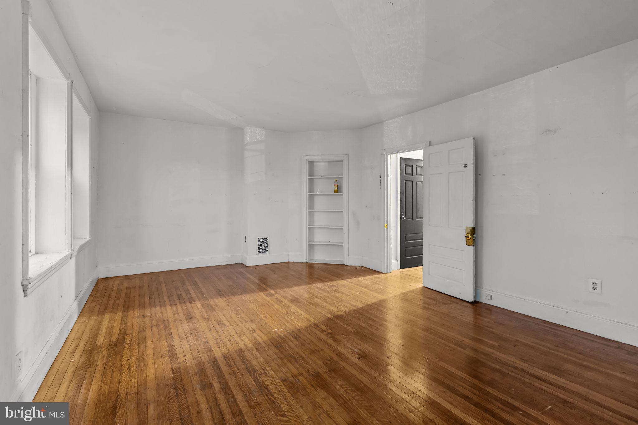 SPRUCE HILL - Residential