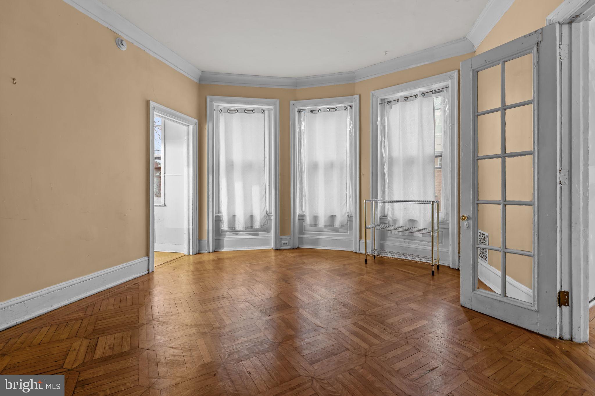 SPRUCE HILL - Residential