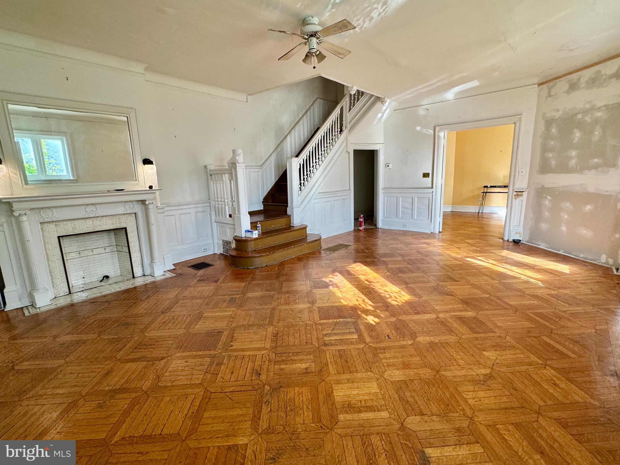 SPRUCE HILL - Residential