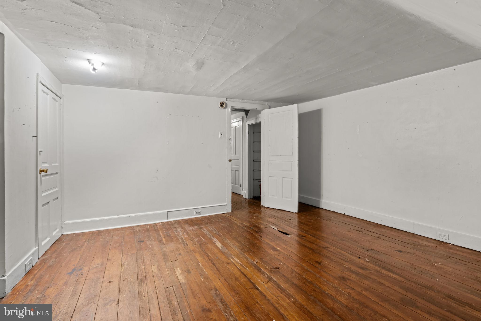 SPRUCE HILL - Residential