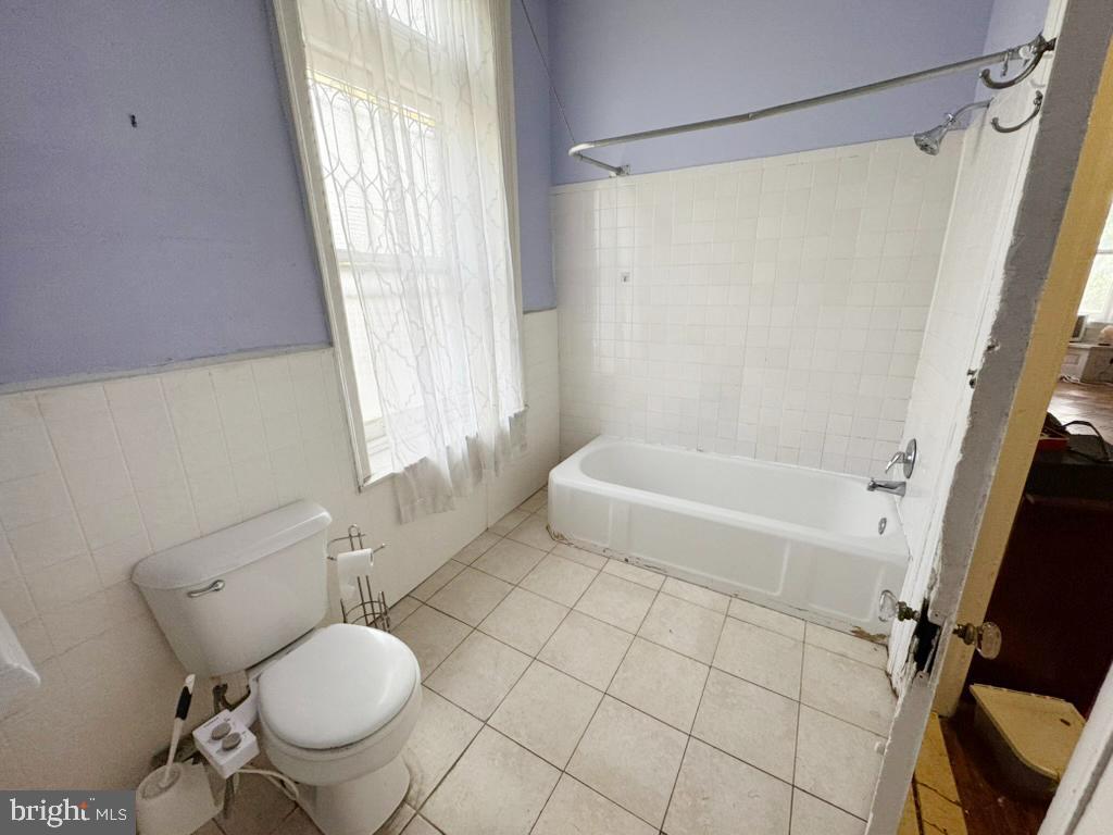 SPRUCE HILL - Residential