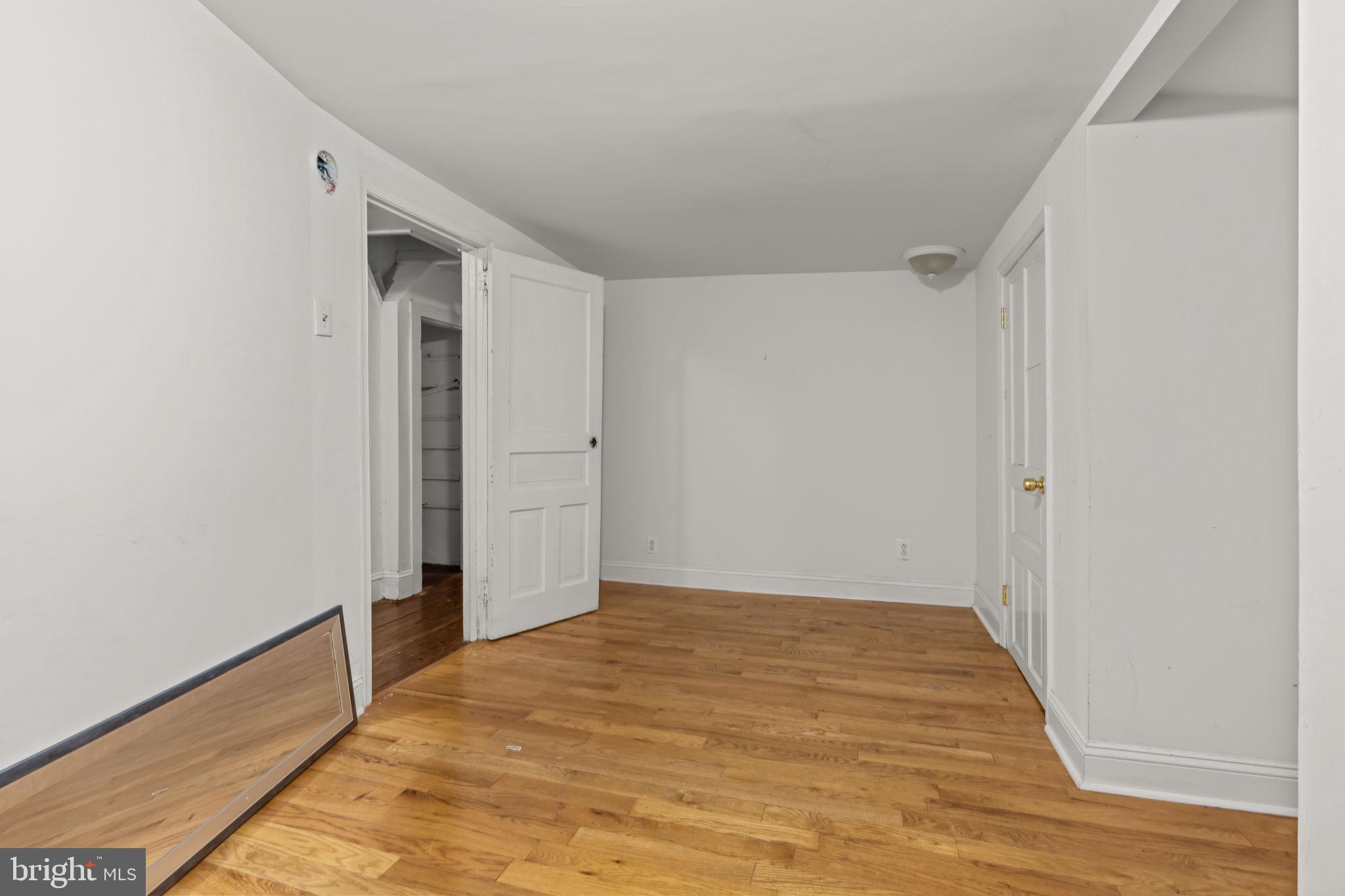 SPRUCE HILL - Residential