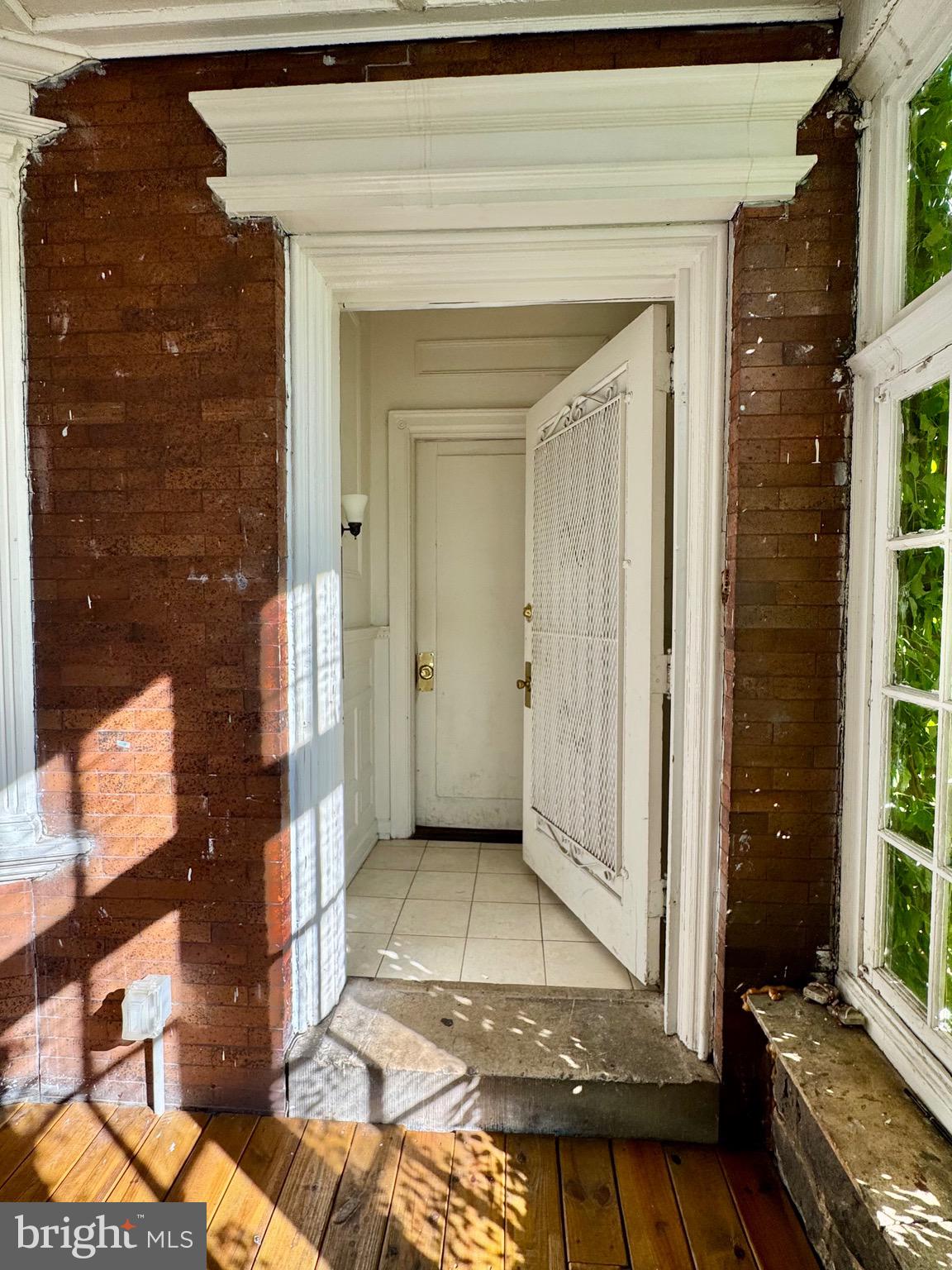 SPRUCE HILL - Residential