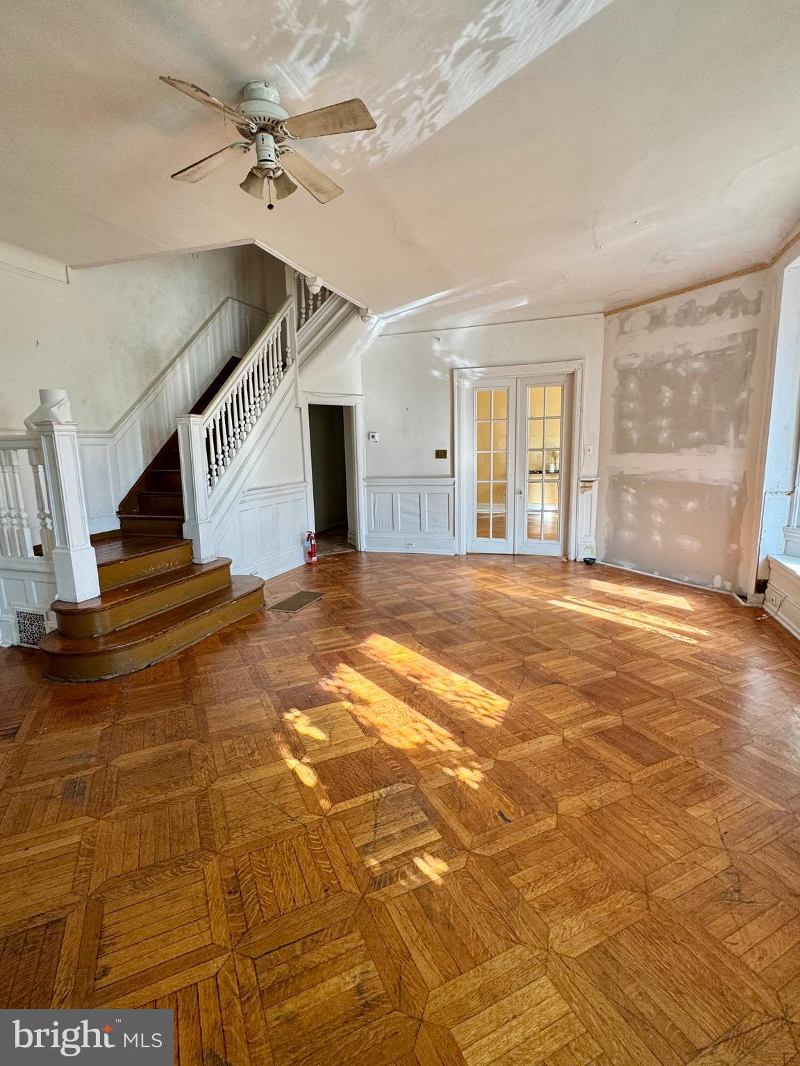 SPRUCE HILL - Residential