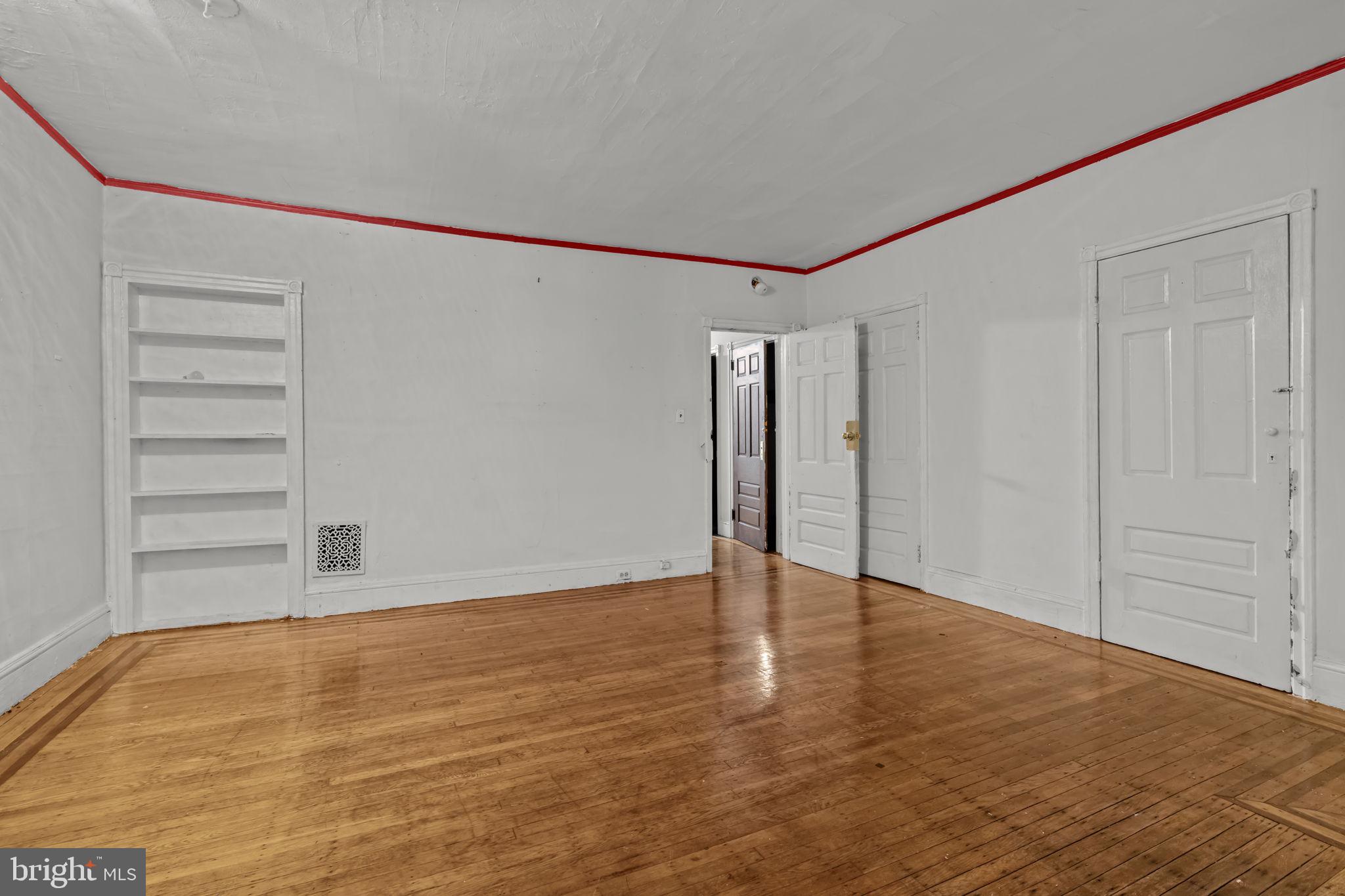 SPRUCE HILL - Residential