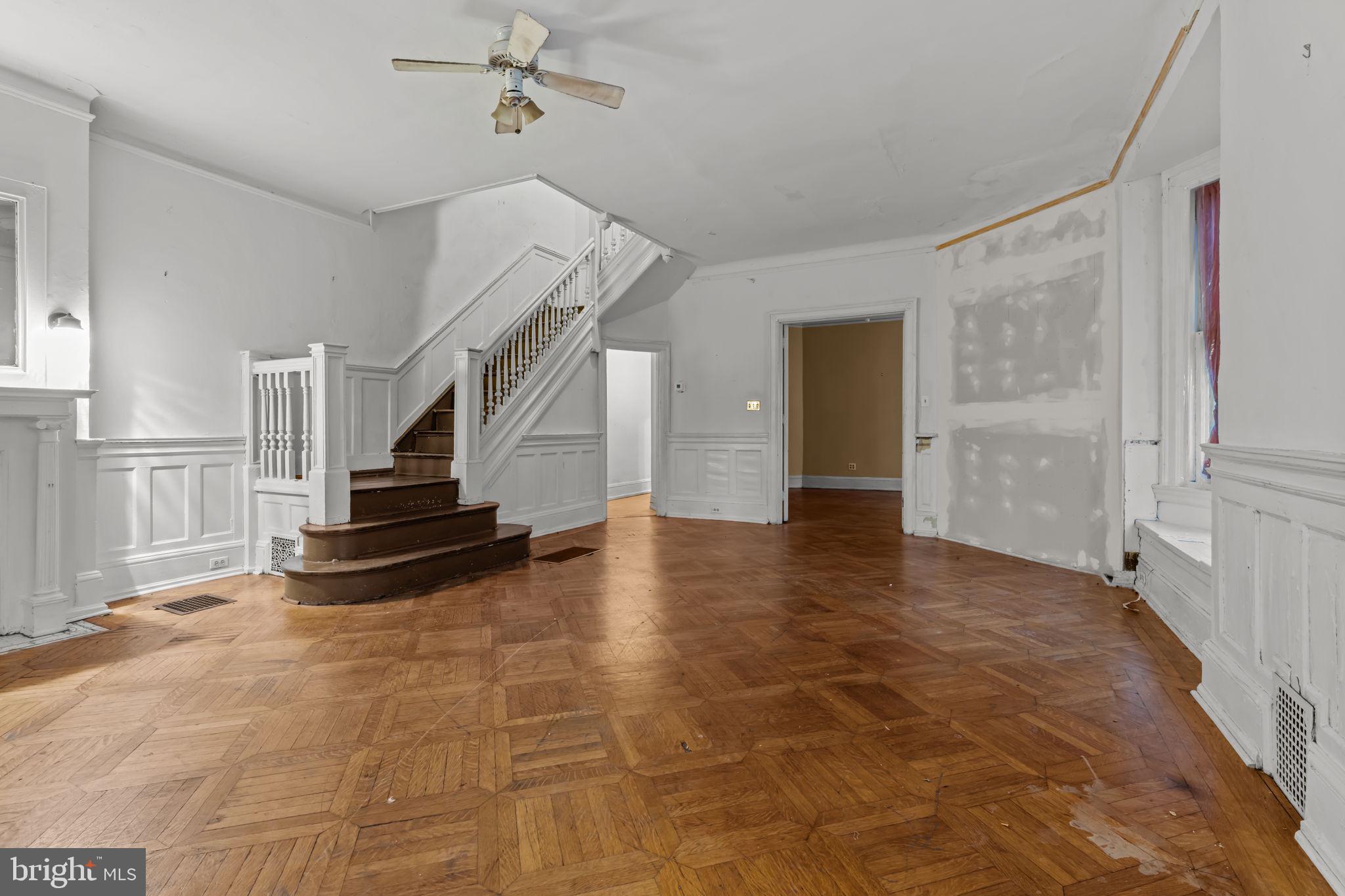 SPRUCE HILL - Residential