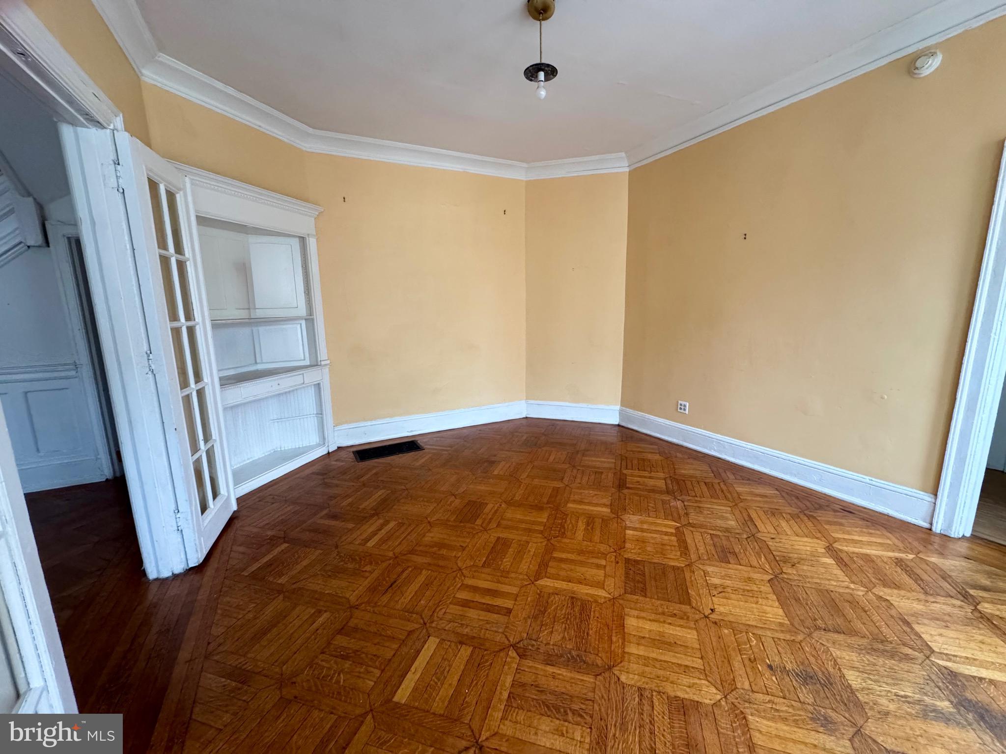 SPRUCE HILL - Residential